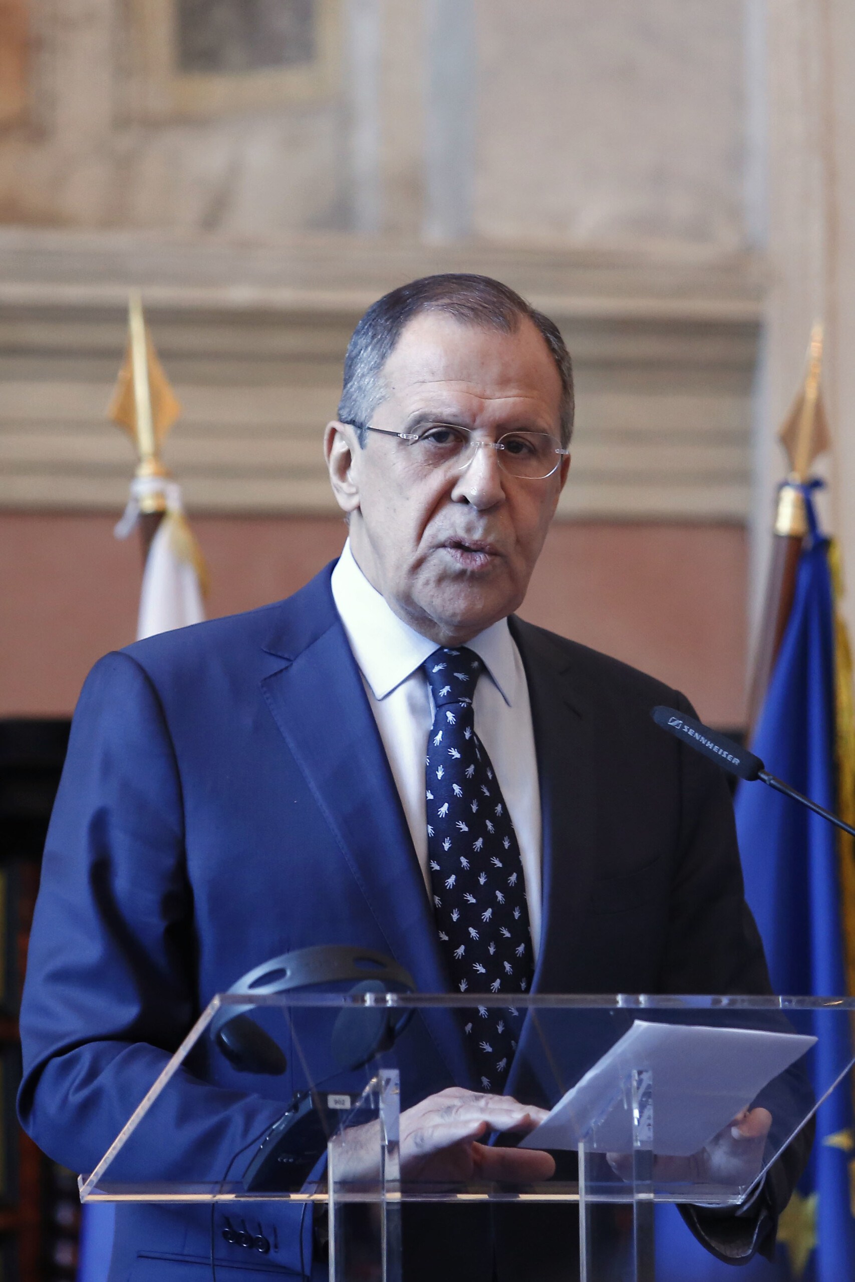 ukraine lavrov trump wants to achieve a long term outcome scaled