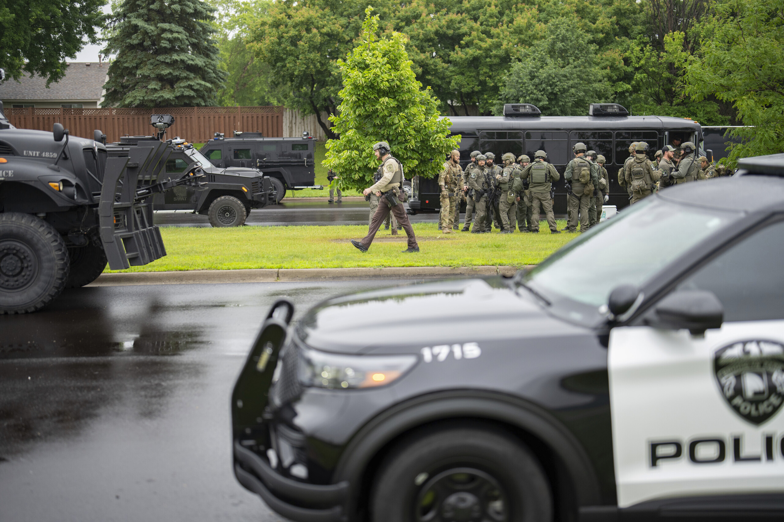 us minneapolis school shooting attacker has been contained scaled