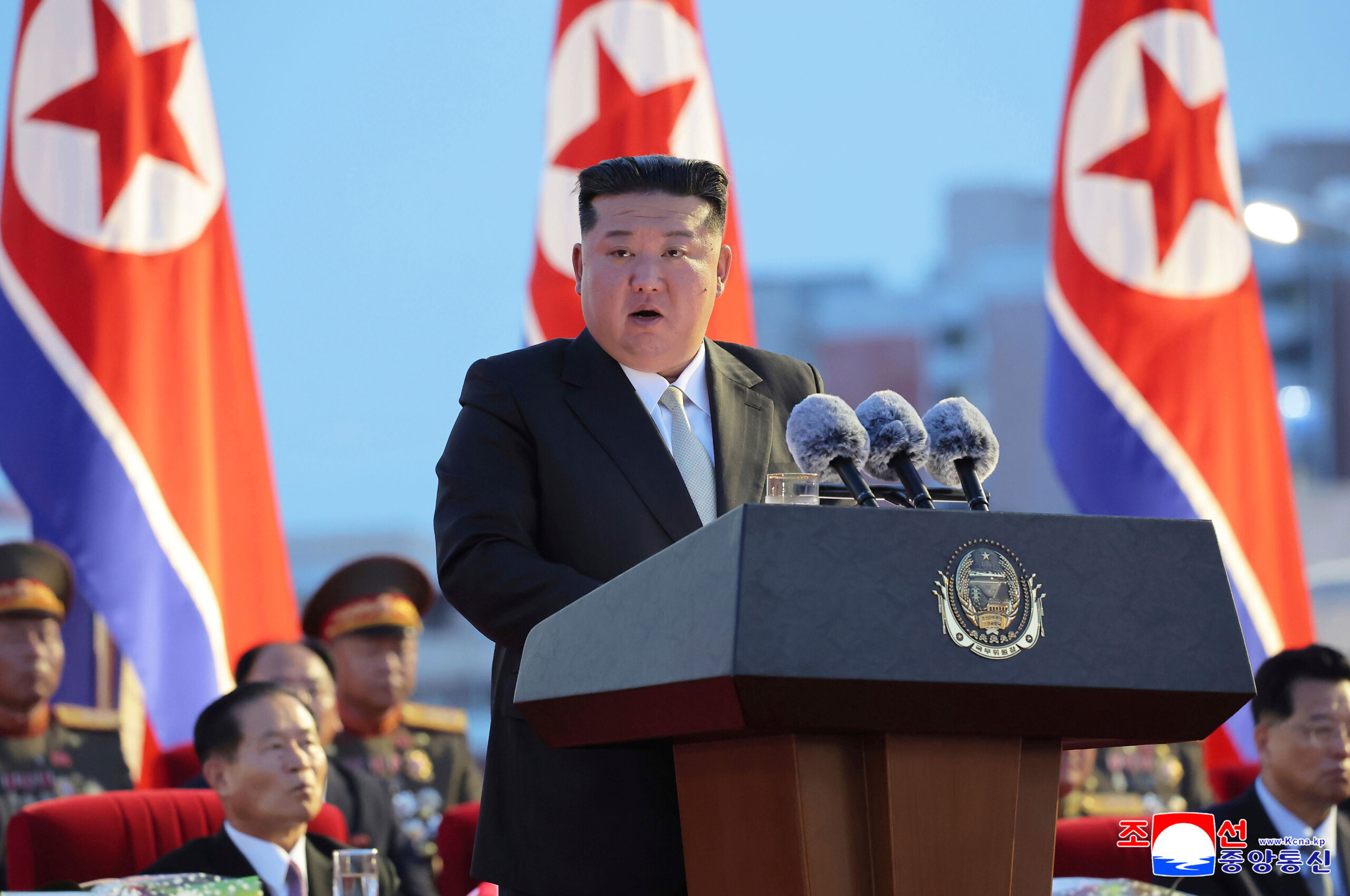 north korea kim jong un to attend celebratory parade in beijing on wednesday scaled