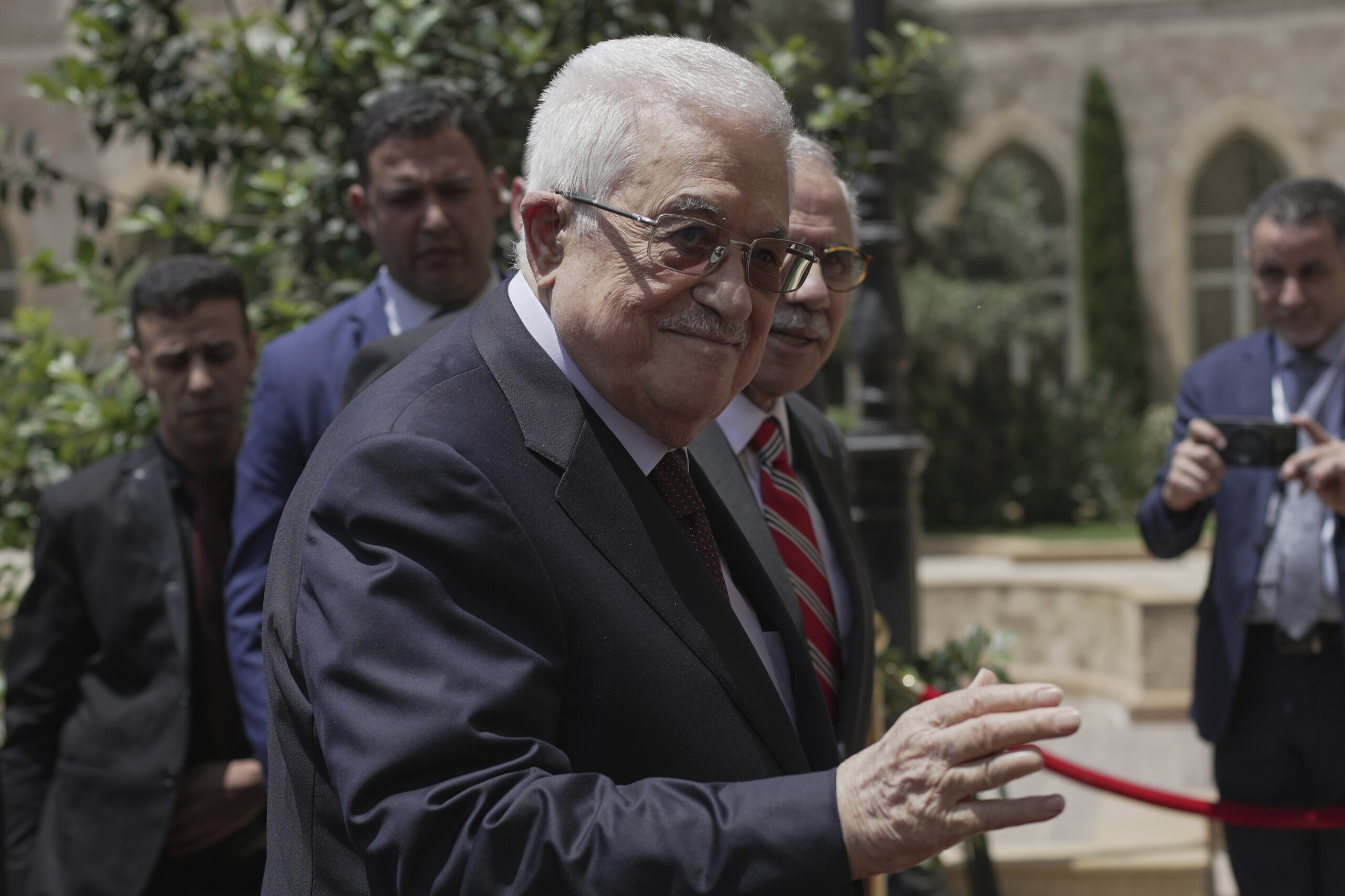 gaza abbas among pa officials denied us visas for the un scaled