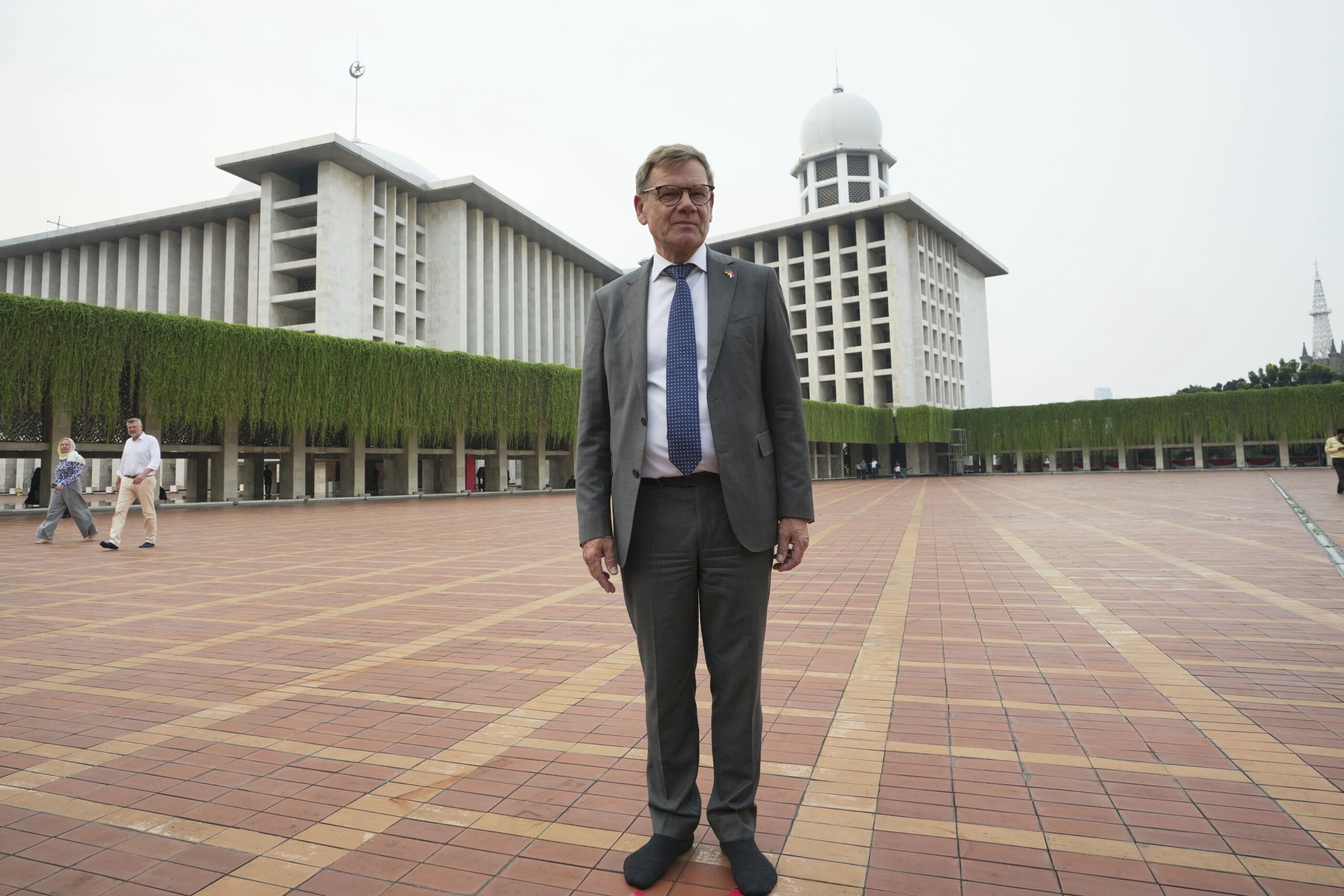 gaza berlin for now we are not ready for sanctions on israel scaled