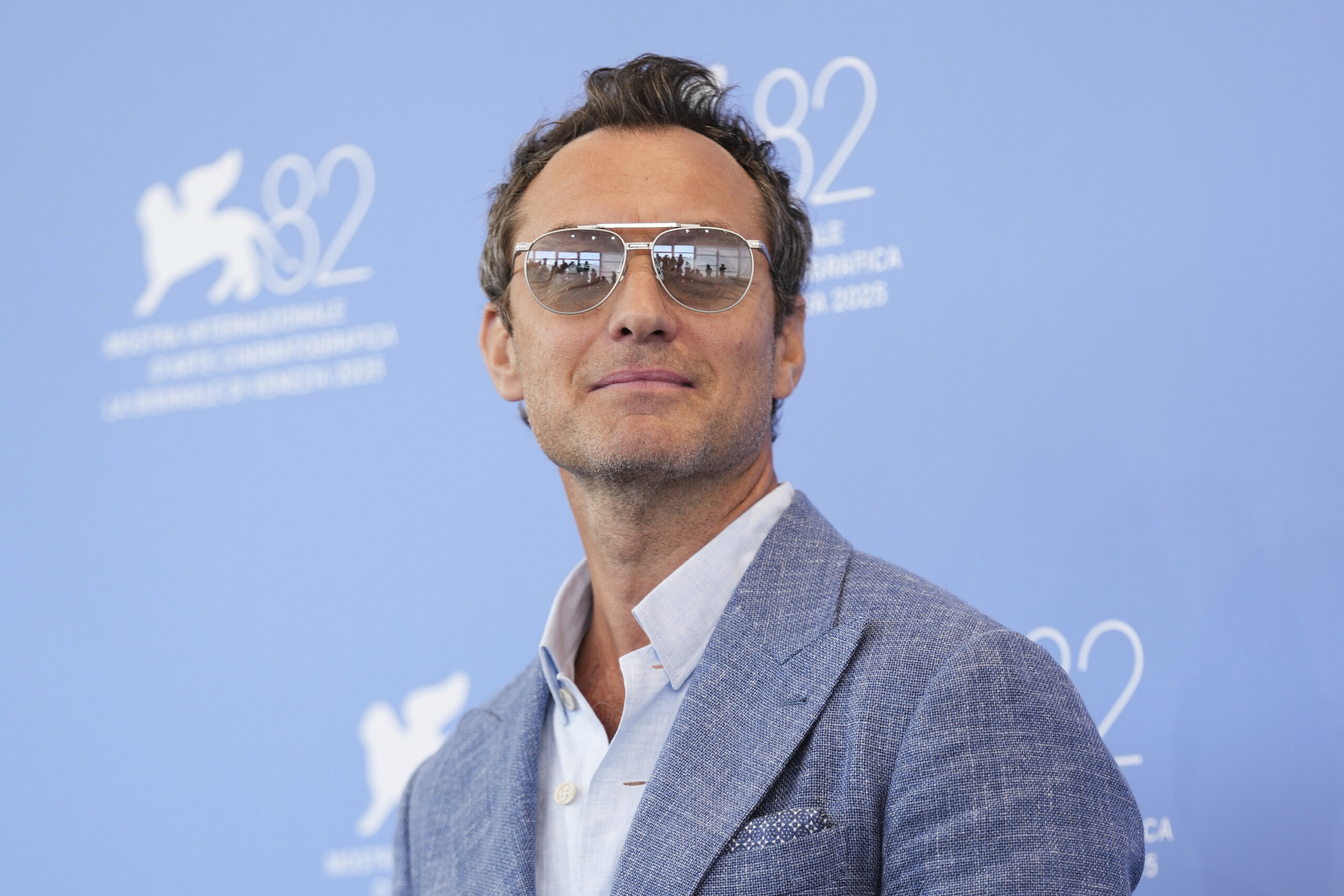 jude law putin im not afraid of repercussions ive learned judo scaled