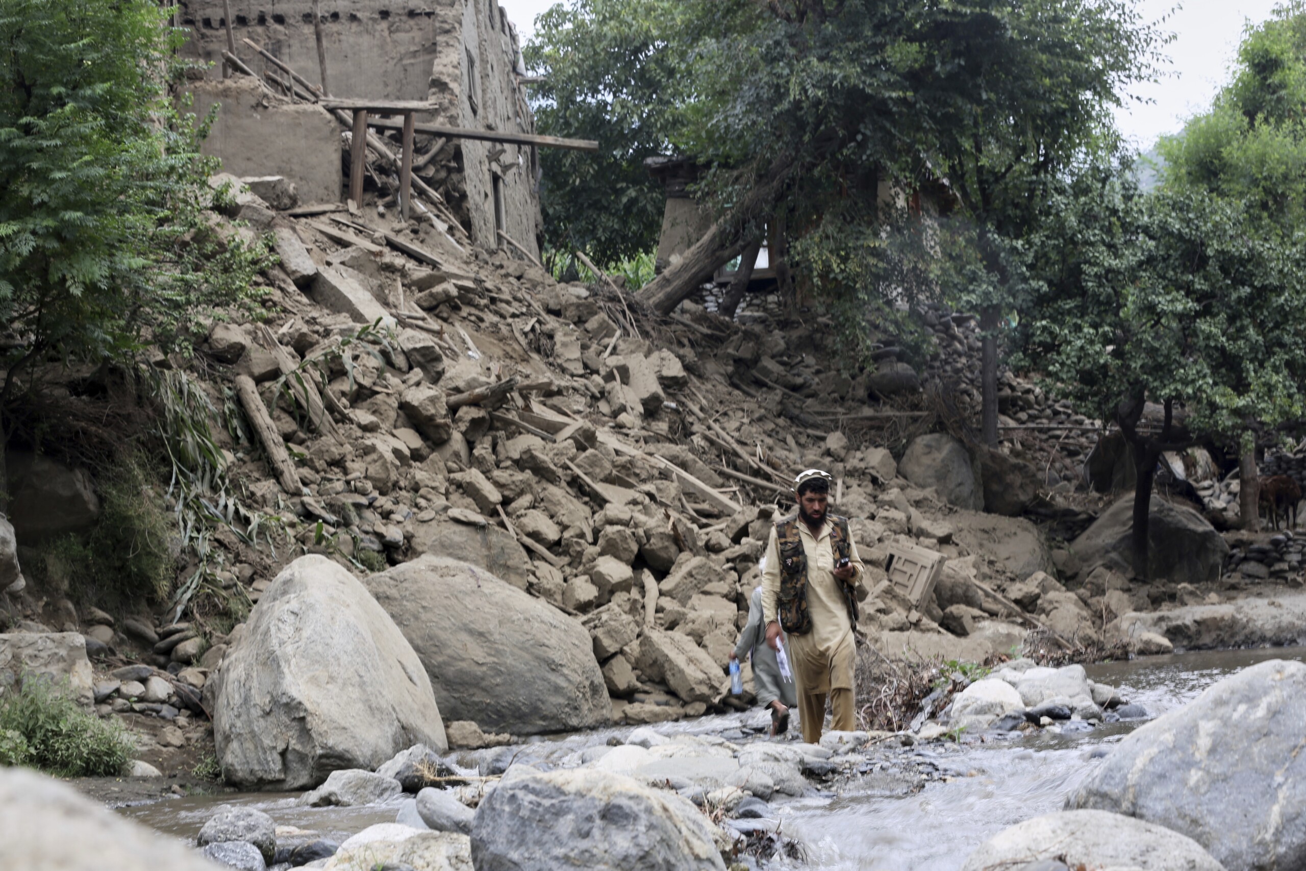 Death toll rises in Afghanistan earthquake: 900 dead and 3,000 injured 1 death toll rises in afghanistan earthquake 900 dead and 3000 injured scaled