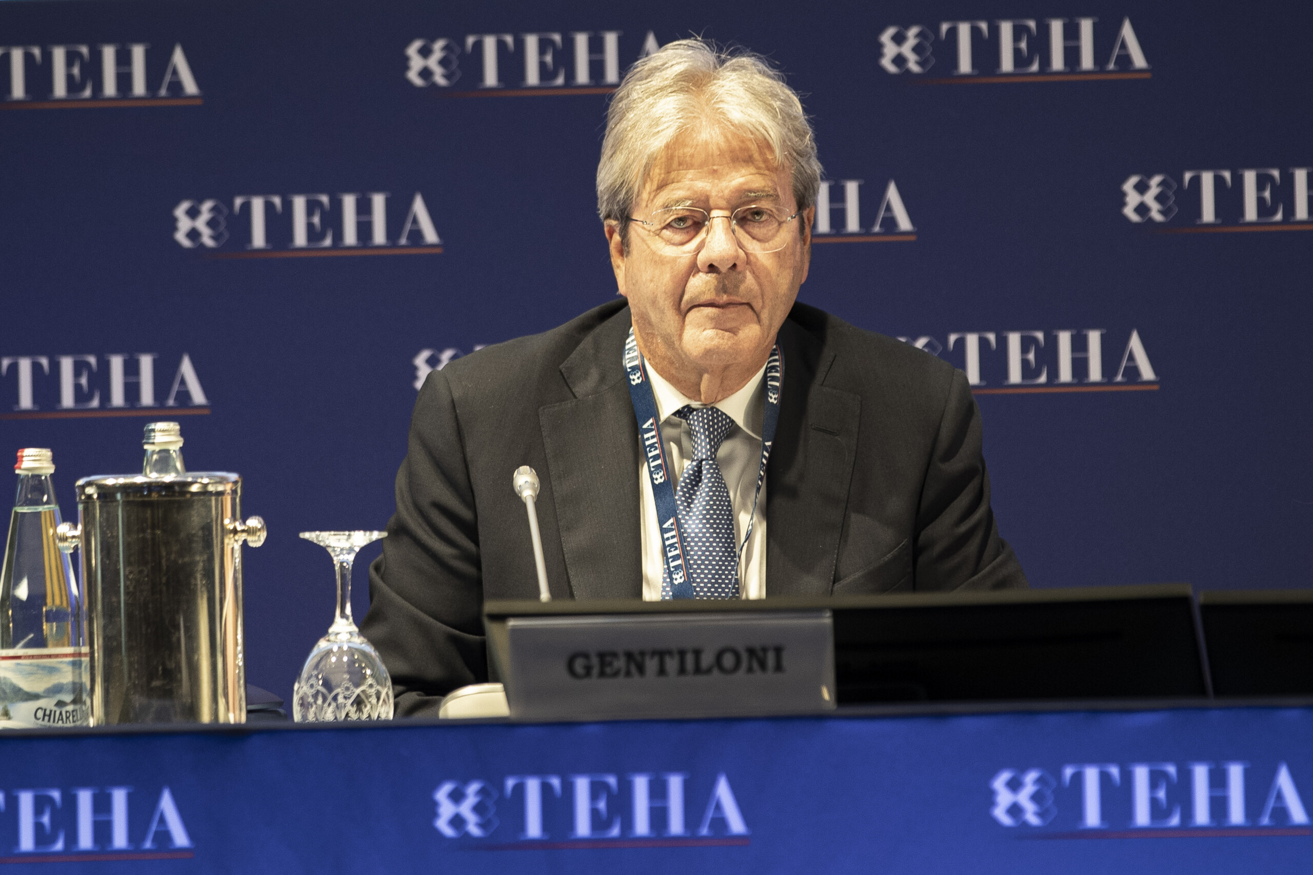 tariffs gentiloni agreement with the us not good for the eu and italian economies scaled