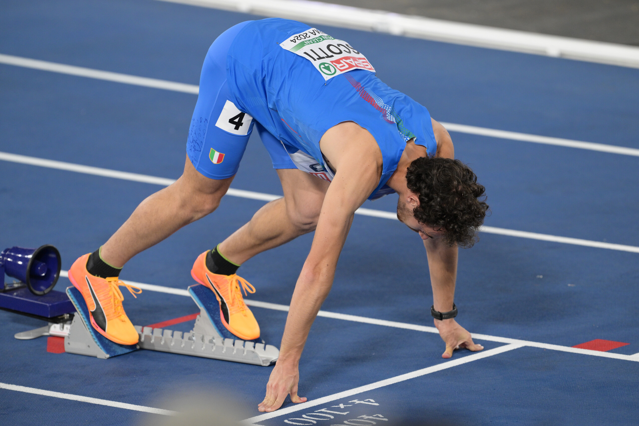 athletics world championships scotti reaches semi finals and sets italian record in 400m scaled
