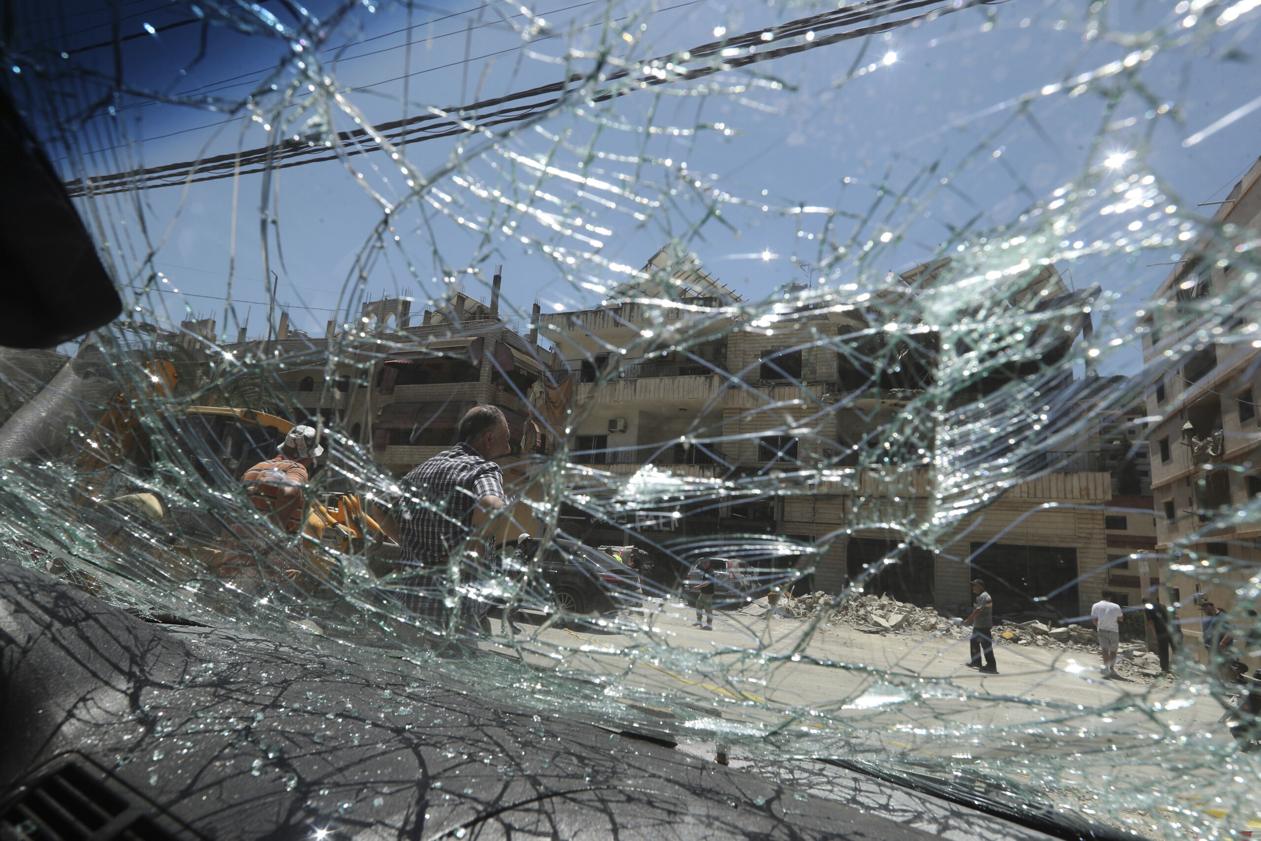 lebanon idf strikes hezbollah headquarters in the south scaled