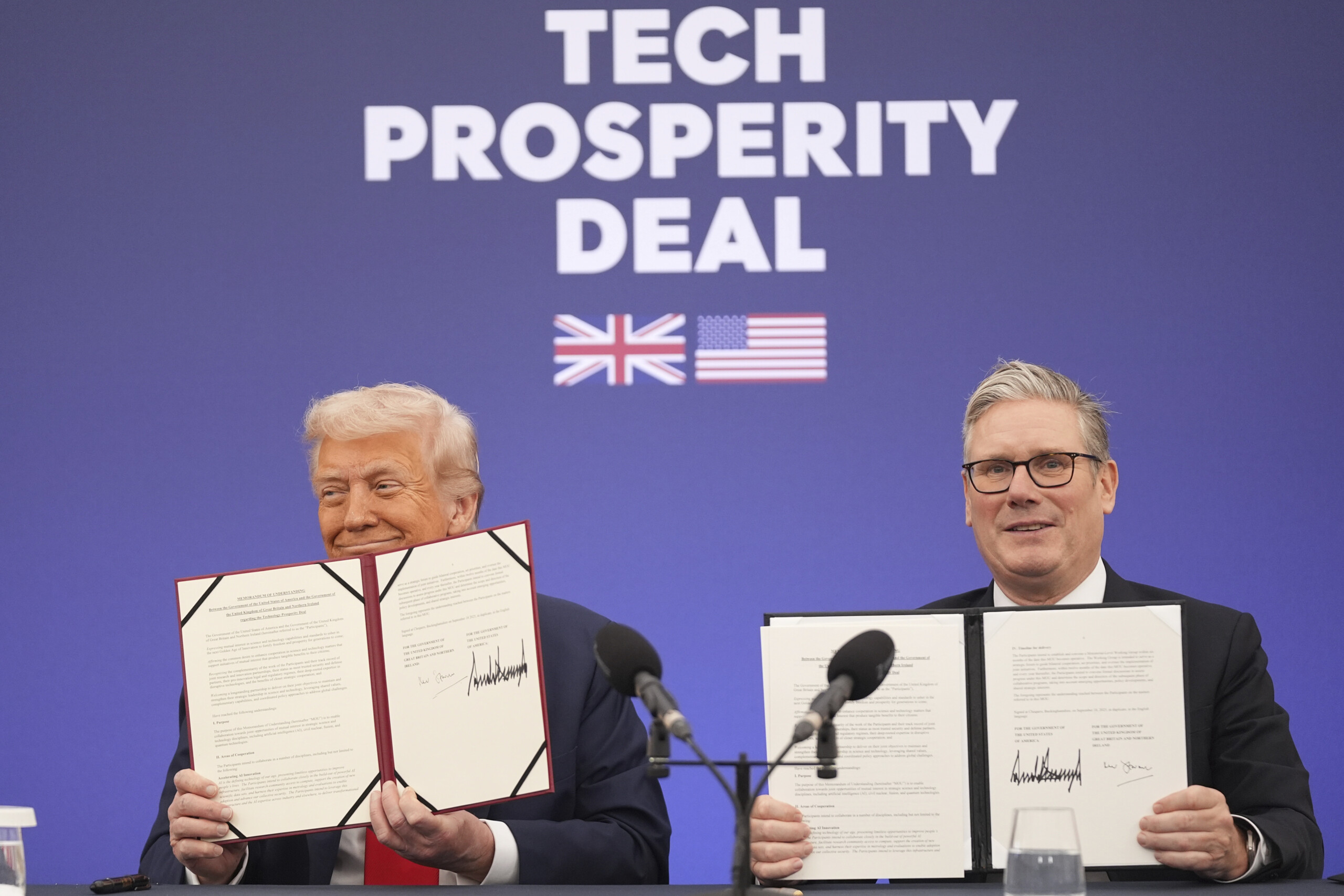 us uk trump jokes with starmer trade deal better for you than for us scaled