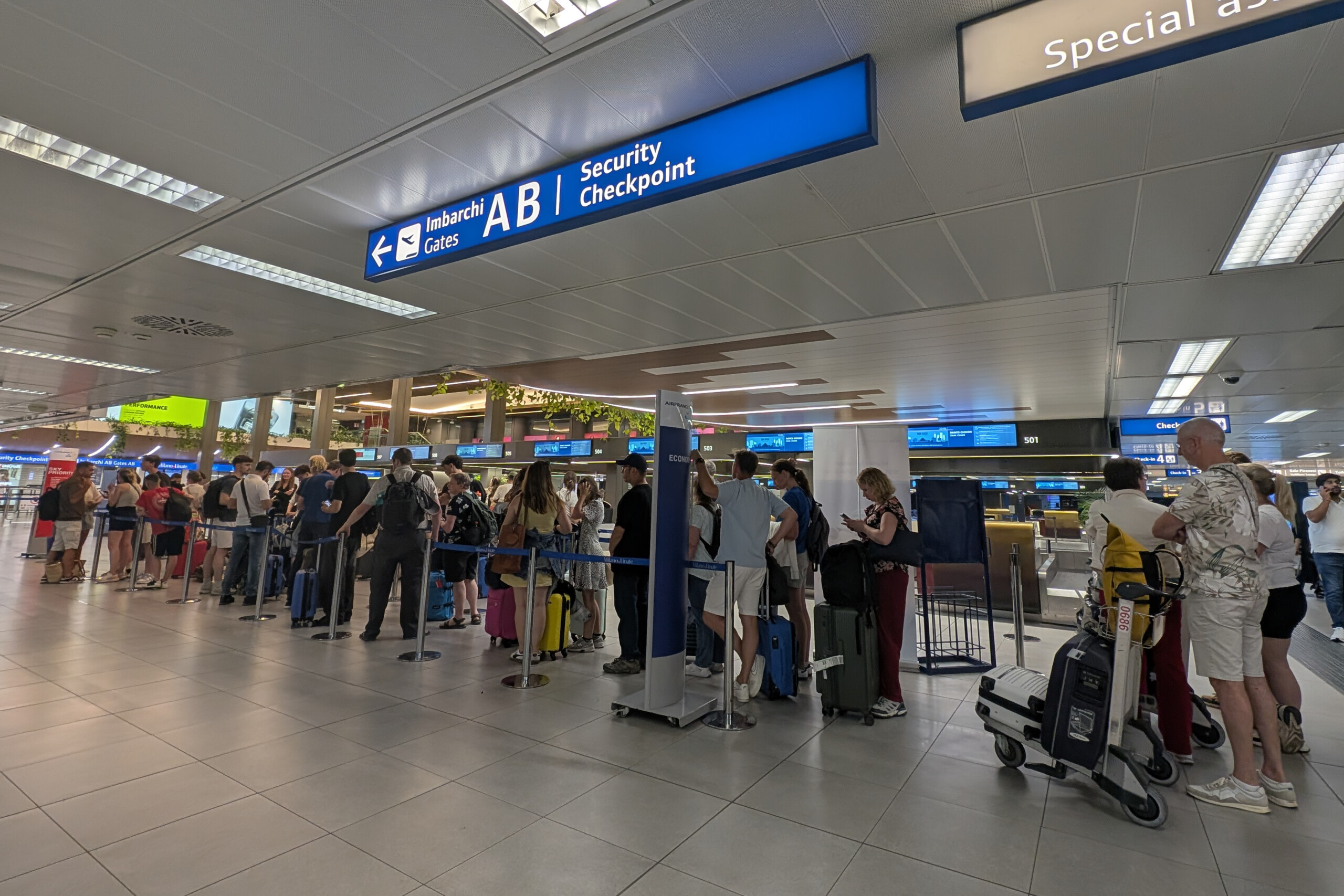 cybersecurity further disruption at european airports scaled