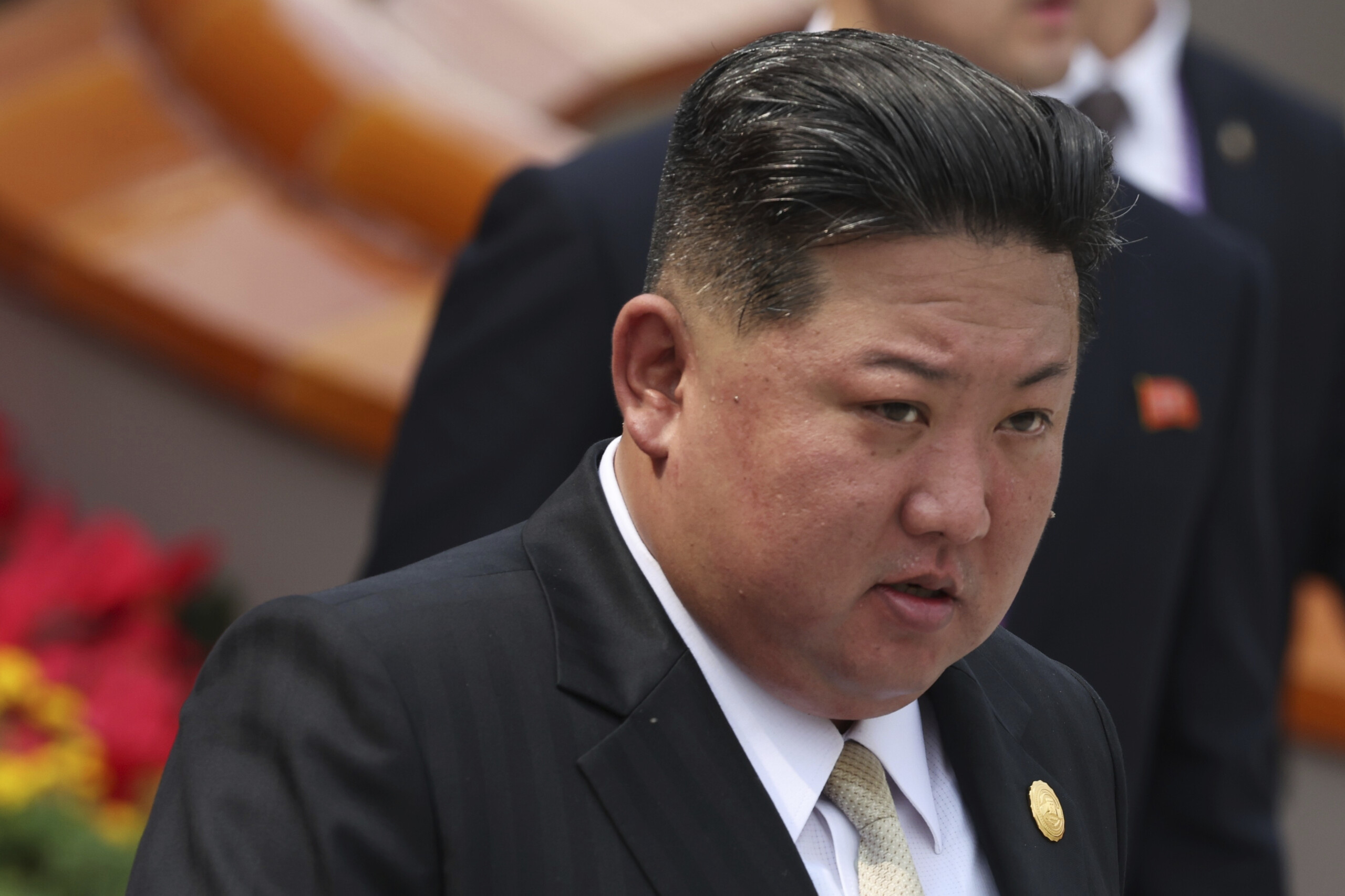 north korea kim opens dialogue with us if they withdraw nuclear demands scaled