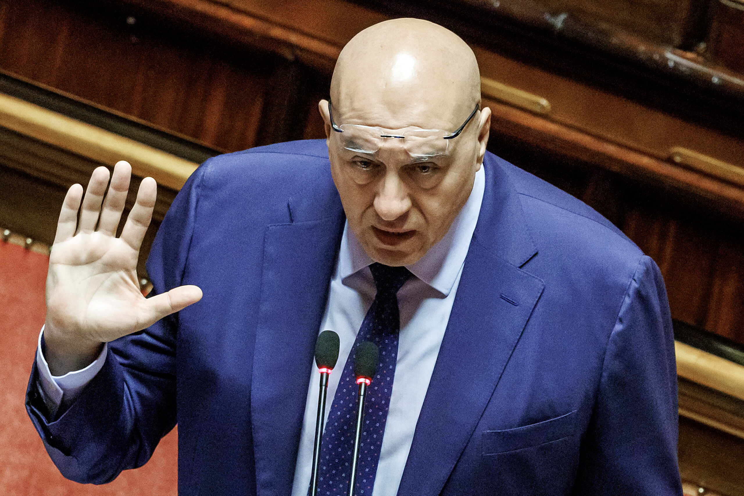 flotilla crosetto do not force the blockade and do not put lives at risk scaled