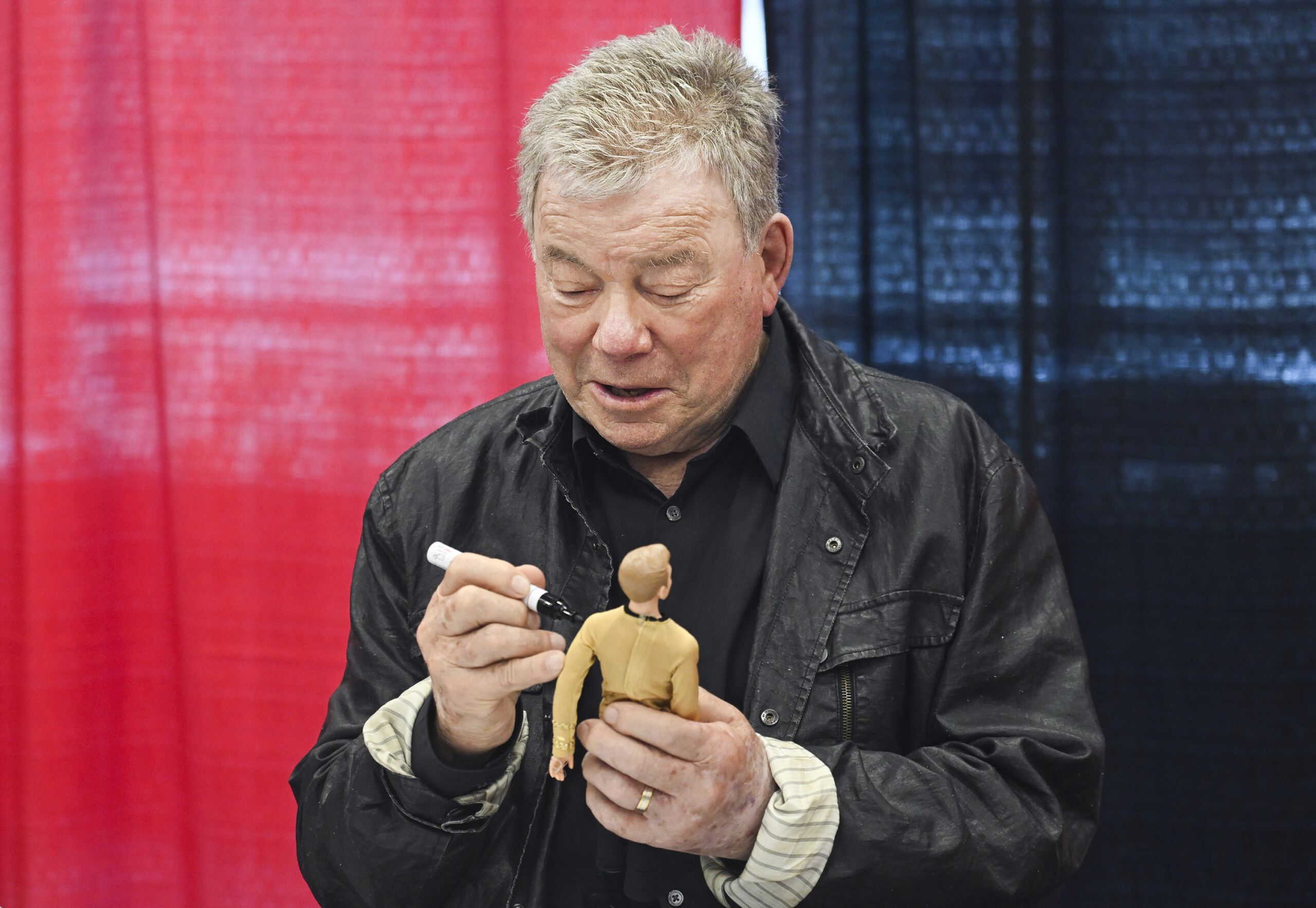 tv william shatner legendary captain kirk from star trek hospitalised scaled