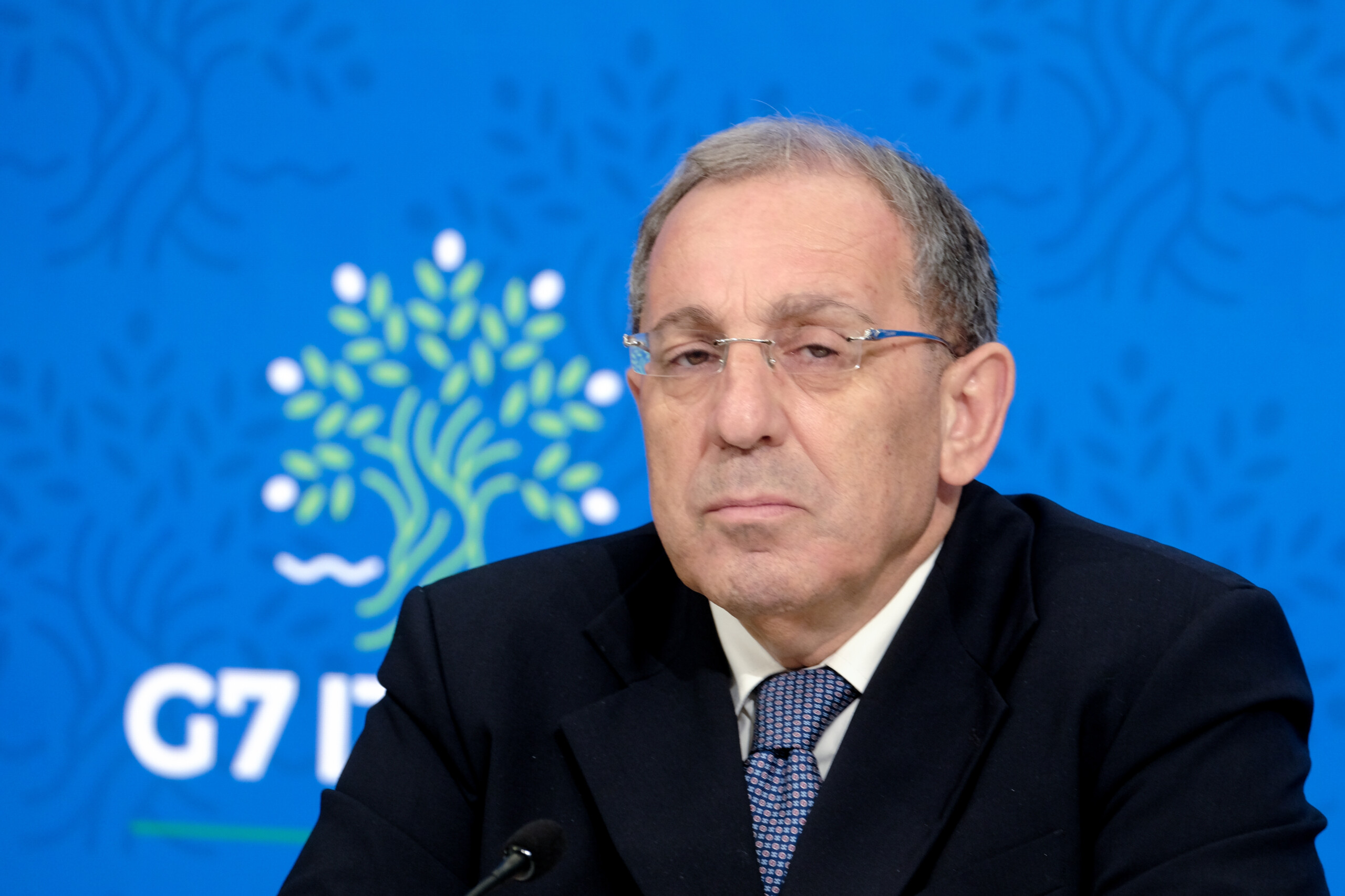 campi flegrei prefect of naples meets with citizens committees on bradyseism scaled