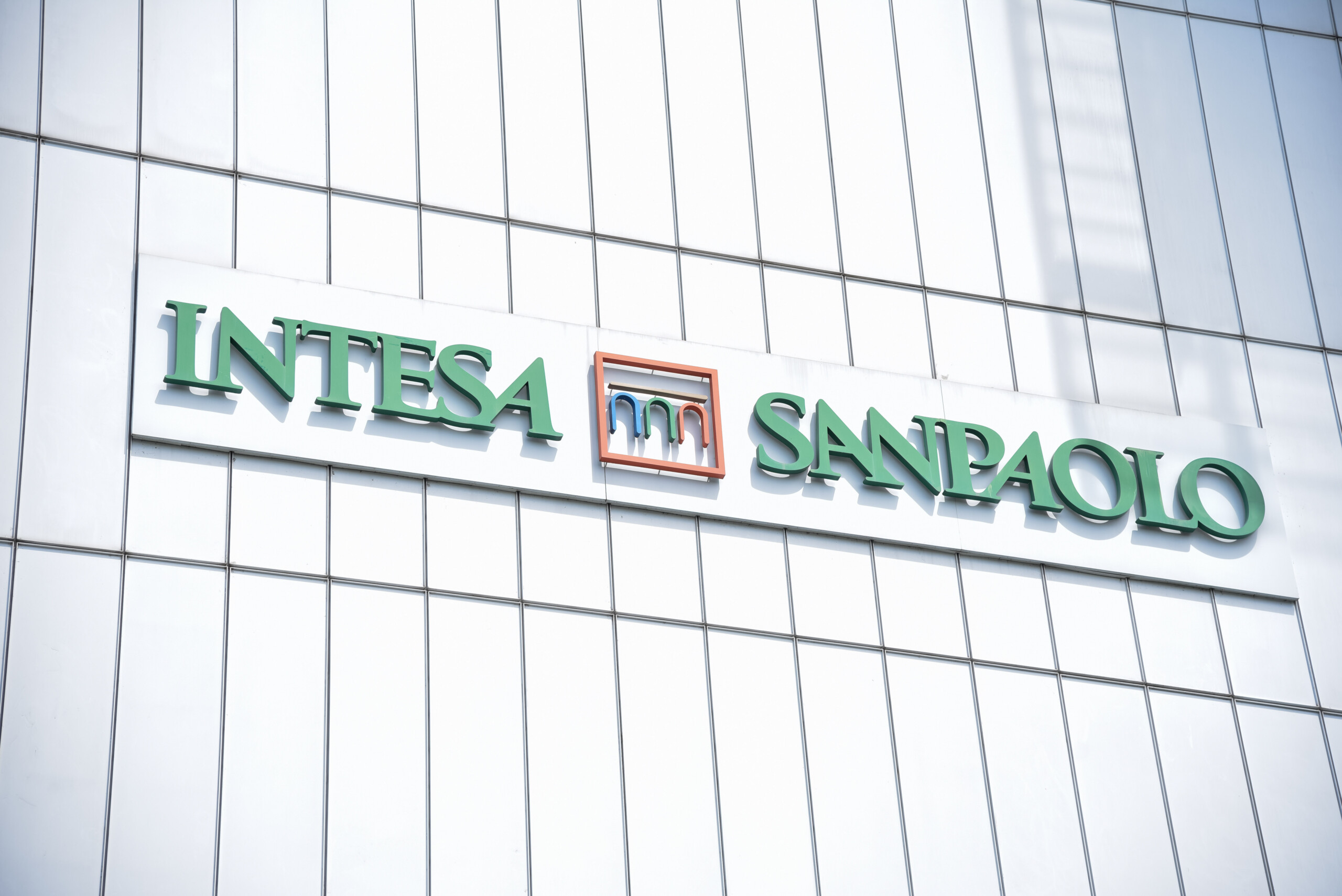 intesa sanpaolo report for every euro invested in third sector projects benefits exceed 3 euros scaled