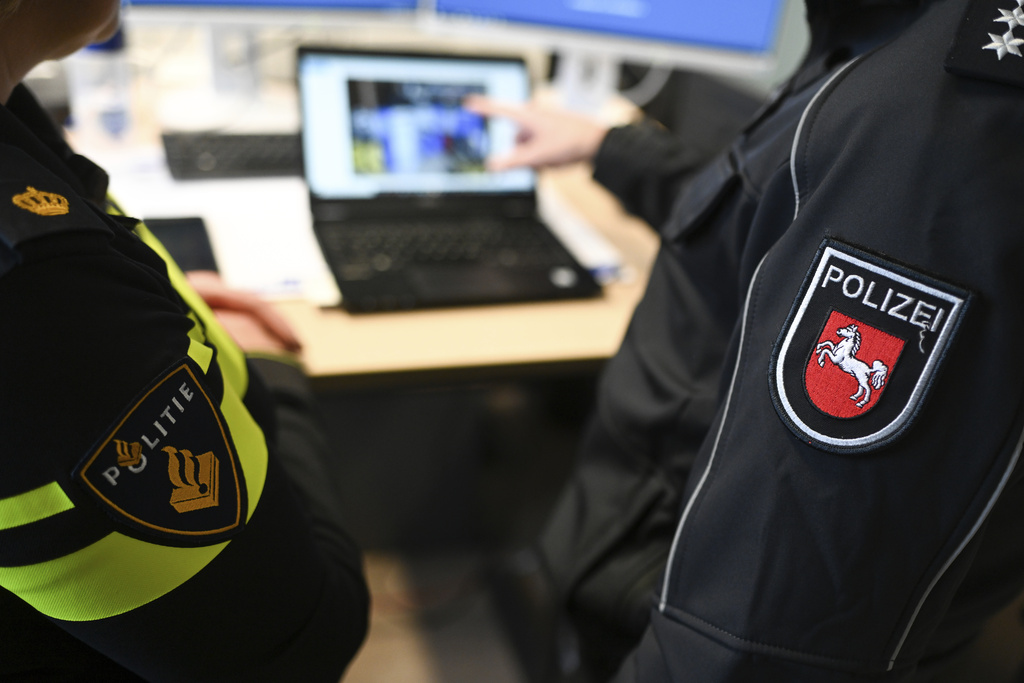netherlands media two 17 year olds arrested on charges of spying for russia