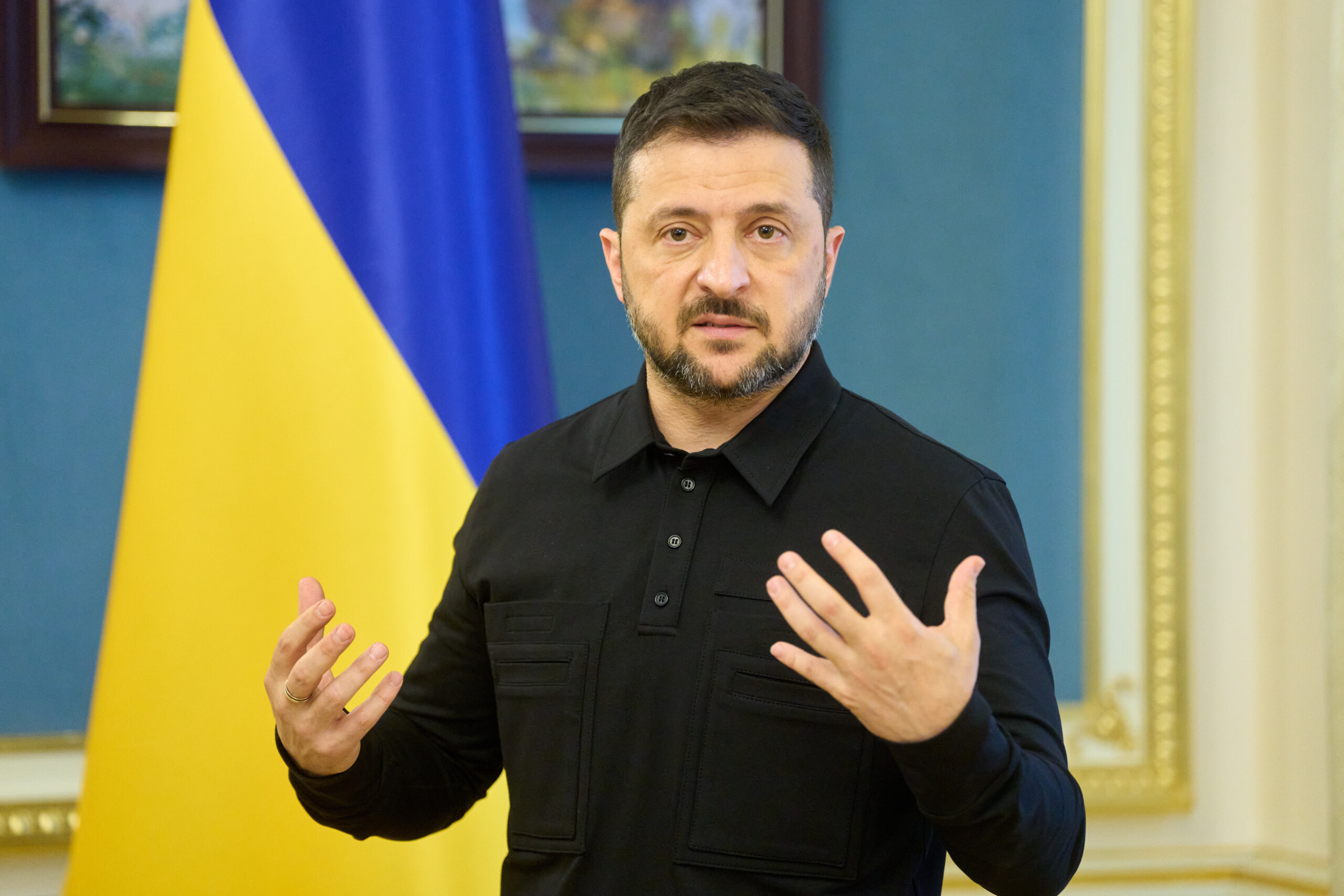 ukraine zelensky 500 drones and 40 missiles in russian night attack scaled