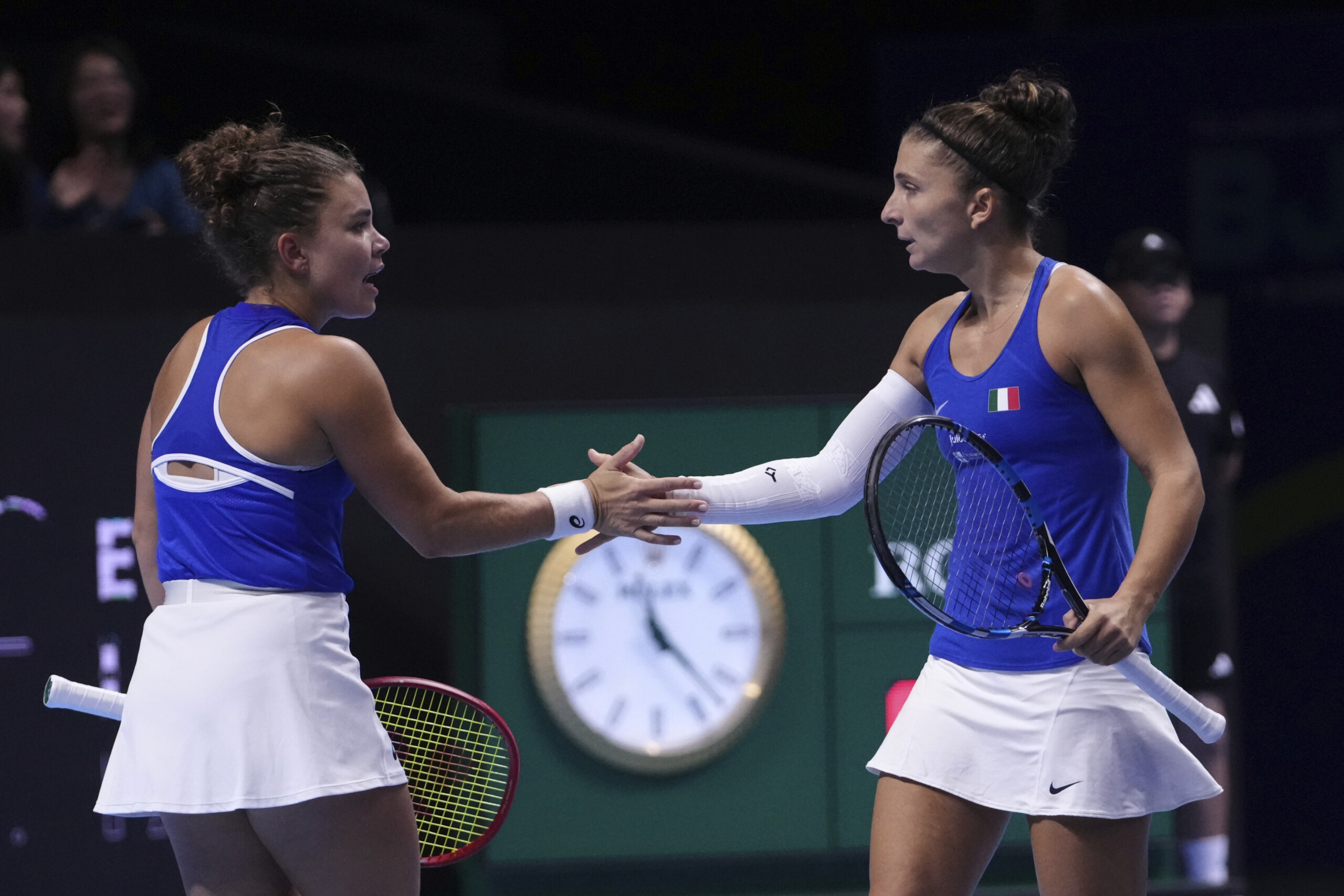 tennis wta beijing errani paolini advance to the quarter finals in doubles scaled