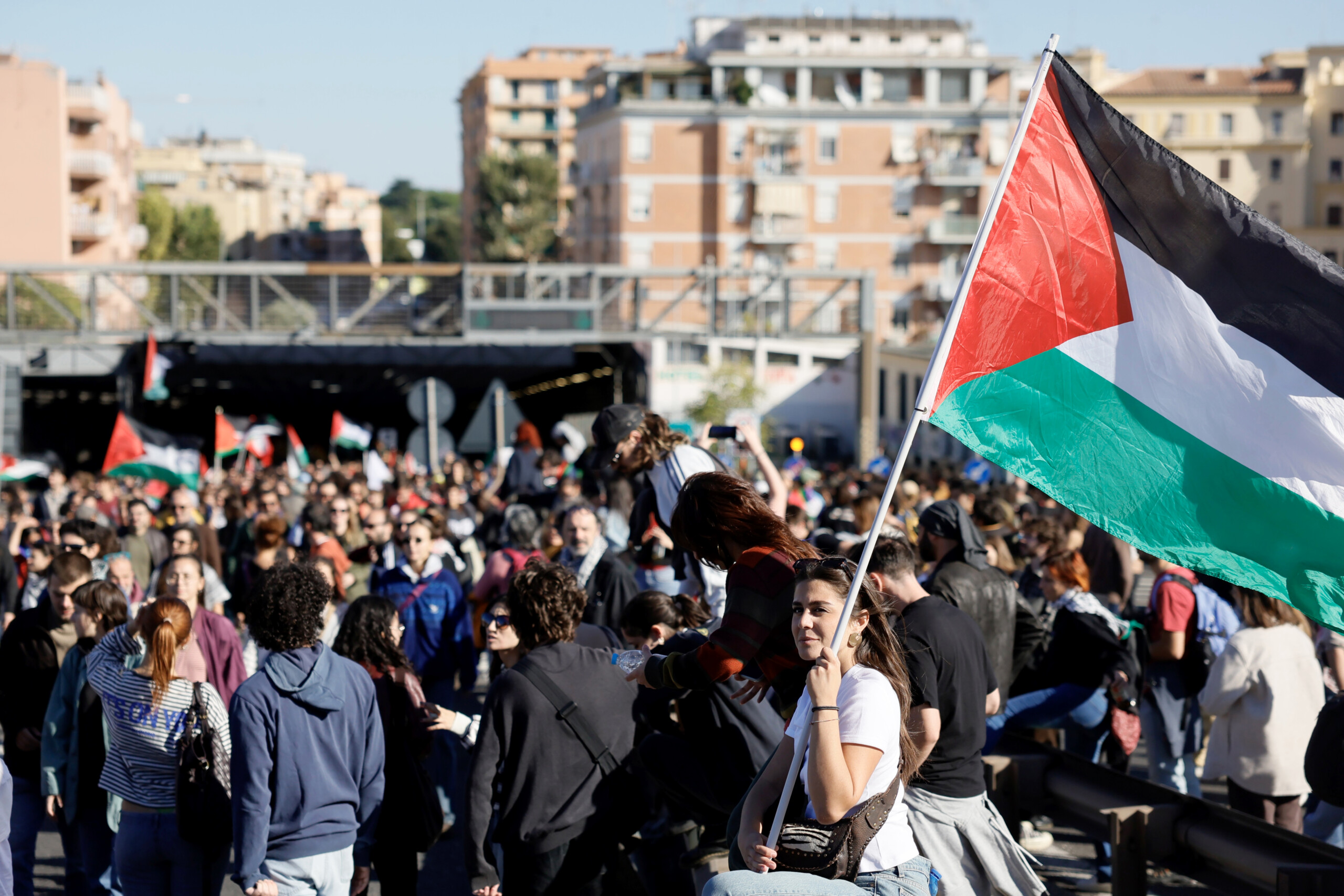 gaza strike cgil more than 2 million people in over 100 squares scaled