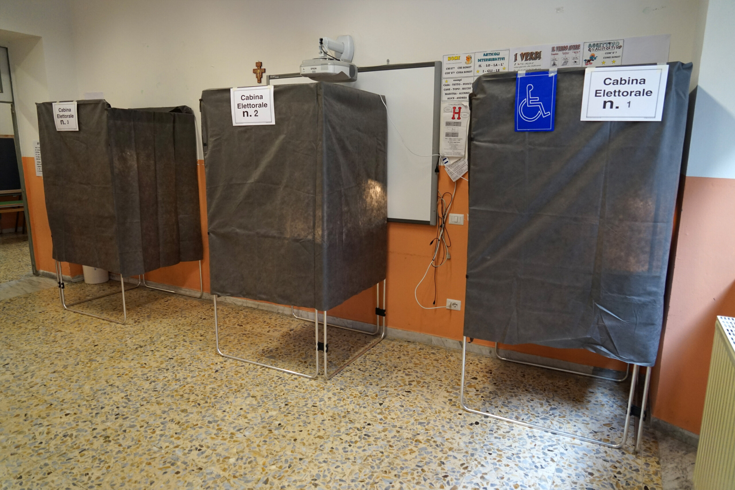 regional elections polls open in calabria scaled