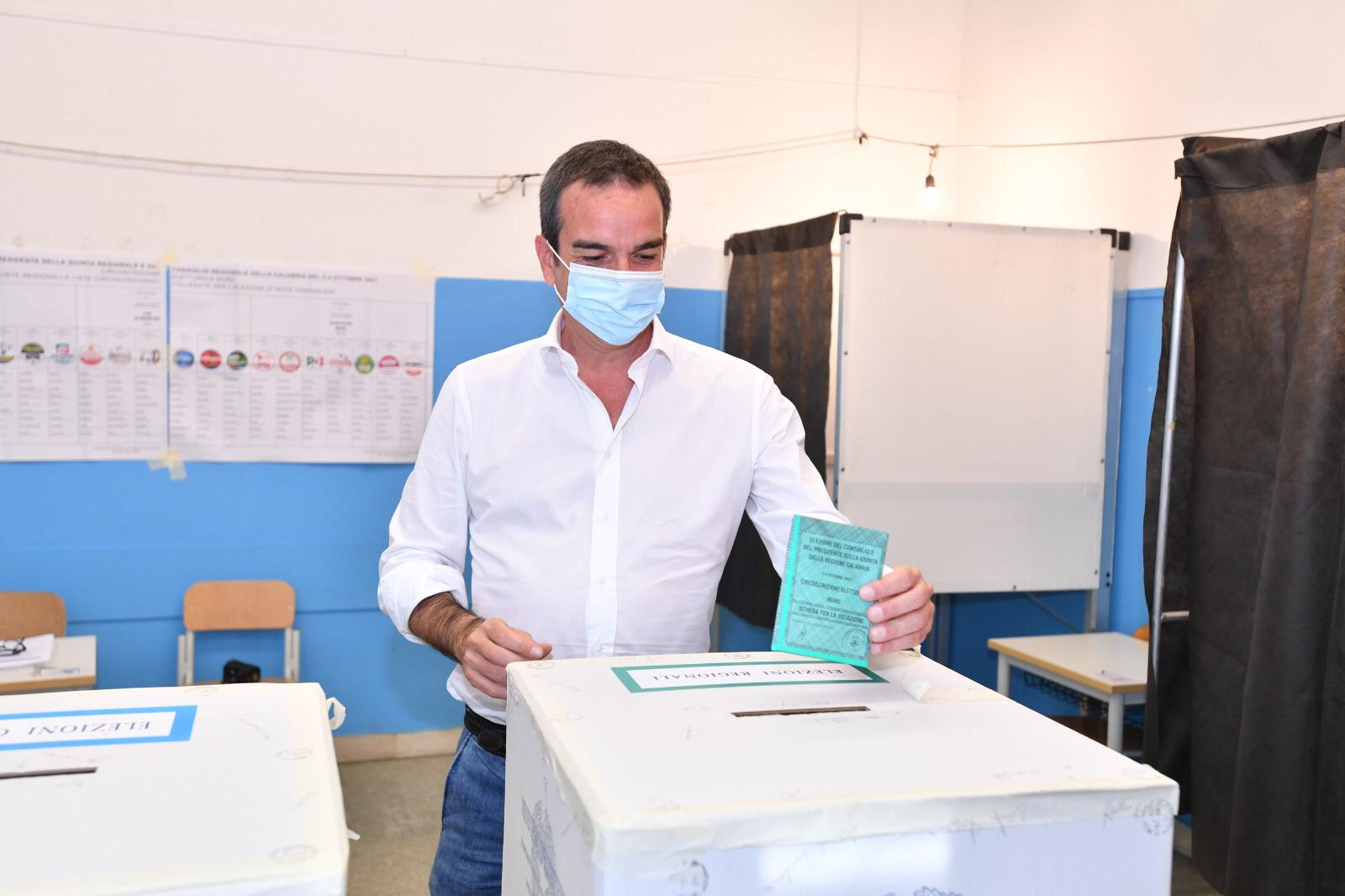 regional elections turnout exceeds 23 in calabria at 7 p m