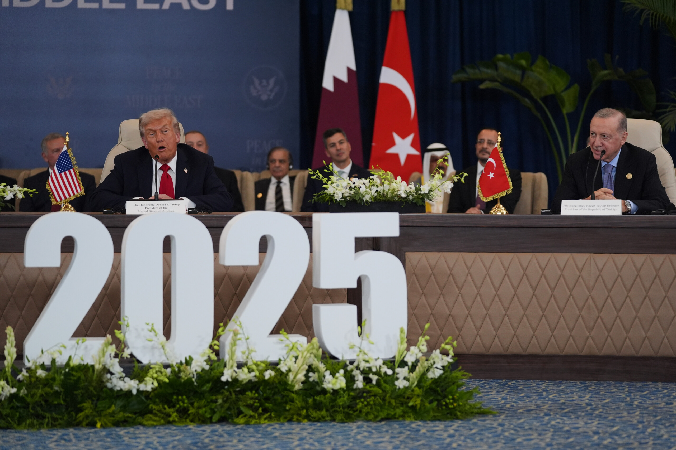 gaza us egypt turkey and qatar leaders sign agreements in sharm scaled