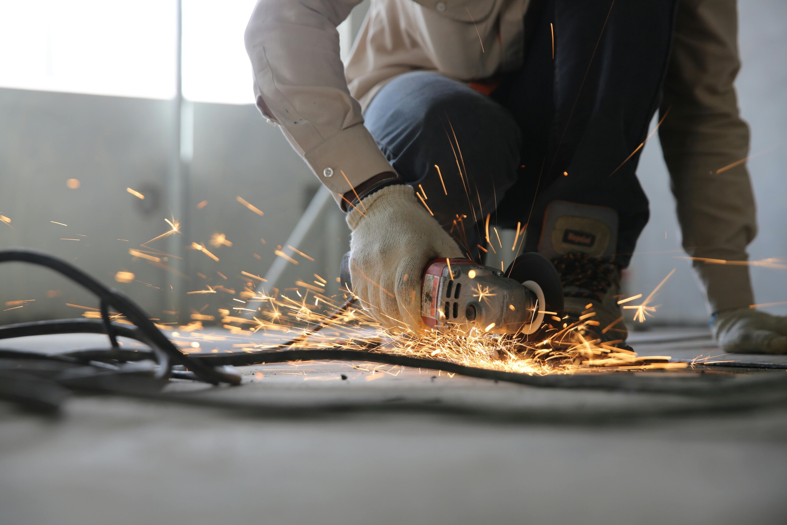 istat fewer permanent workers in 2023 24 increase in self employed workers scaled