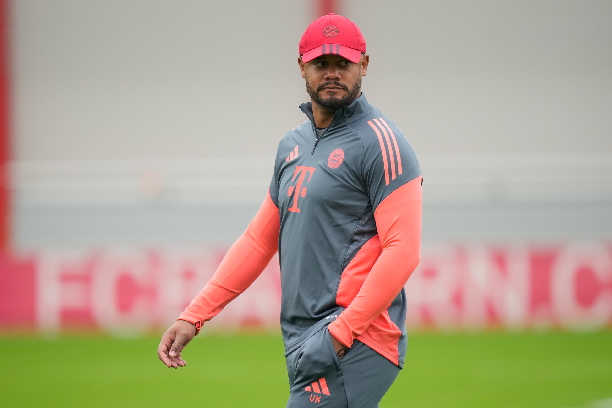 football bayern munich coach kompany renews contract until 2029 scaled