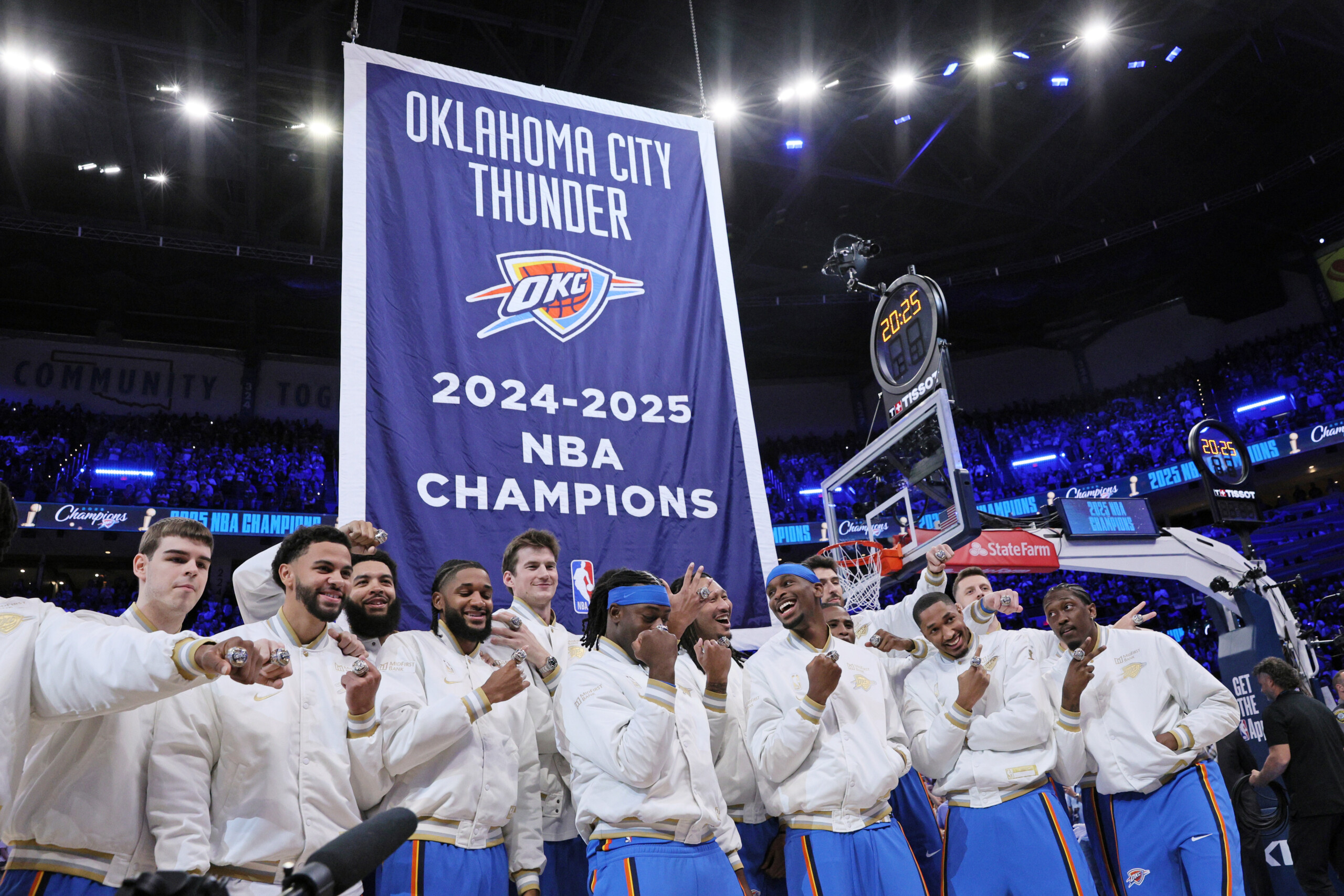 nba season kicks off thunder and warriors win scaled