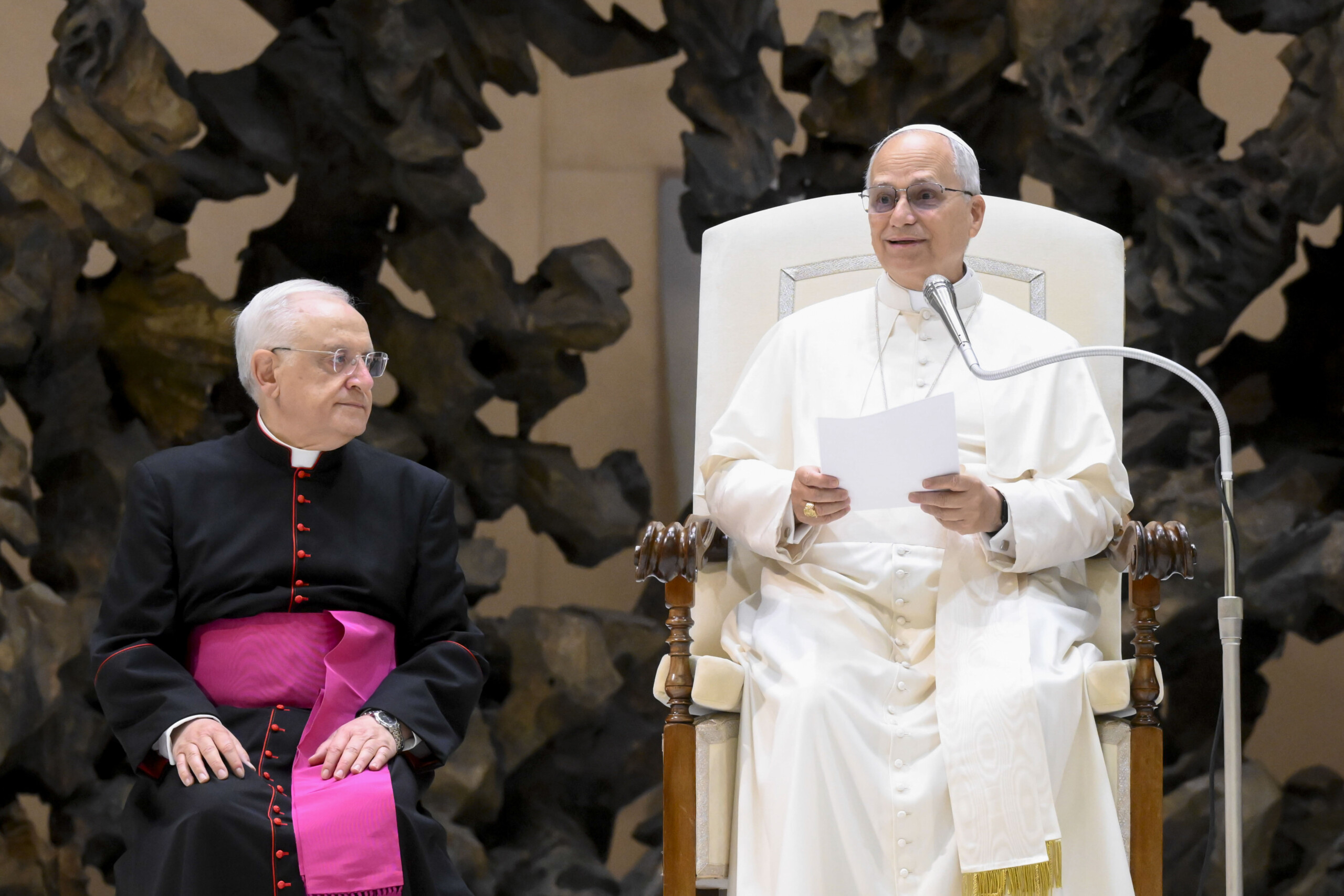pope increasingly inhumane measures against migrants treated like rubbish scaled