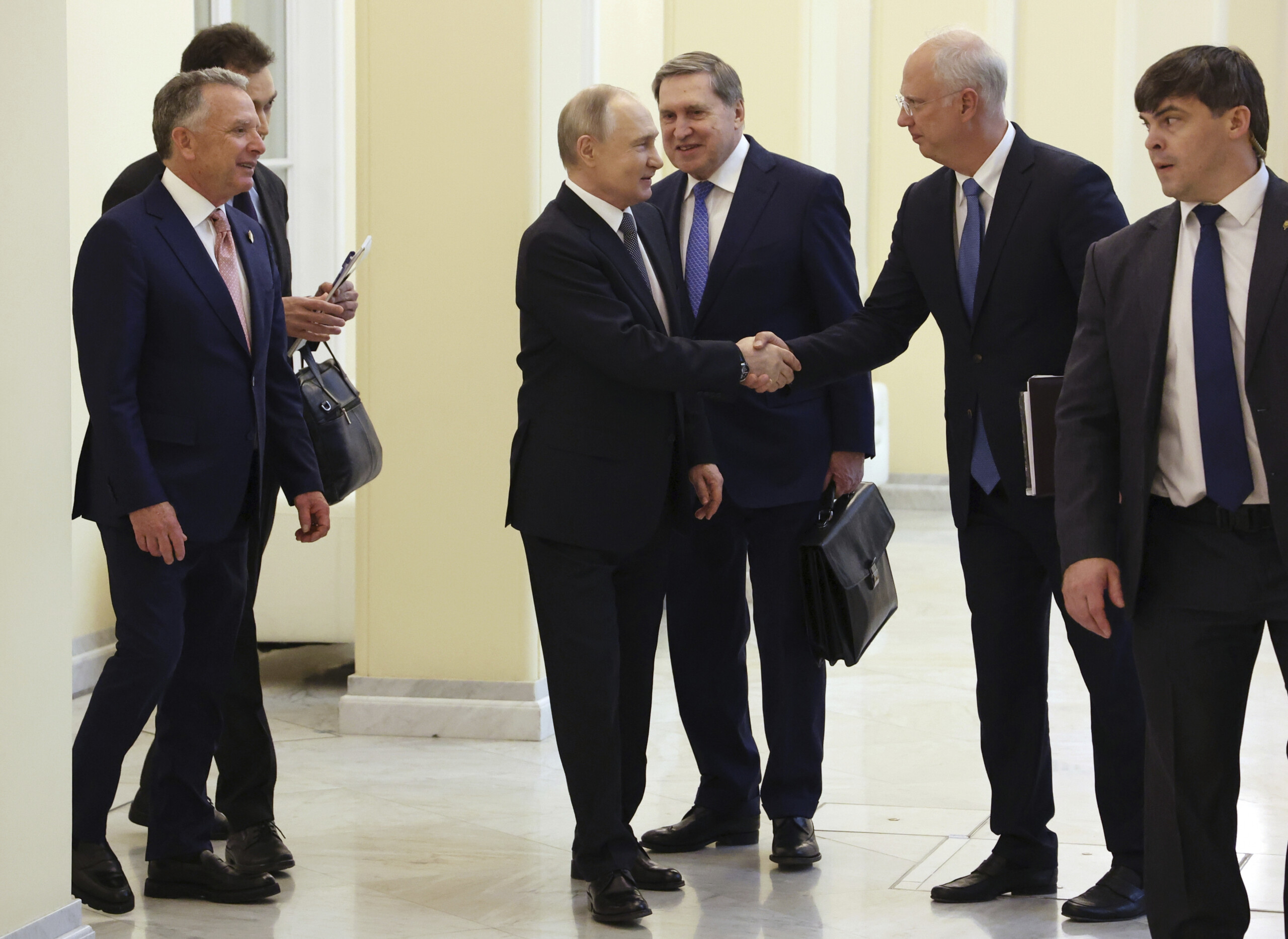 Ukraine, Russian envoy Dmitriev: ‘Close to a diplomatic solution’ 1 ukraine russian envoy dmitriev close to a diplomatic solution scaled