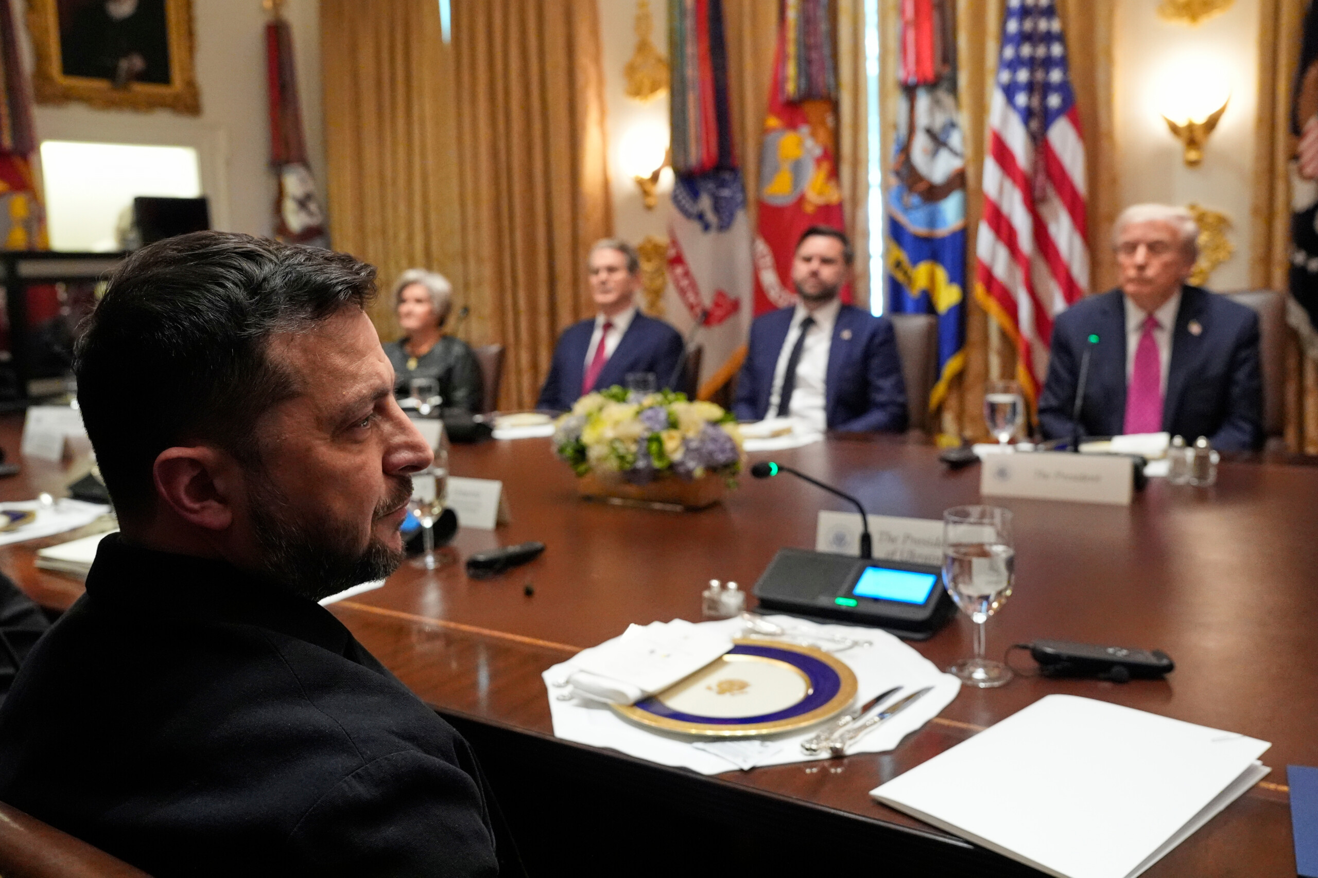 ukraine zelensky to trump sanctions are good but long range missiles are needed for peace scaled