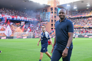 genoa farewell vieira criscito on the bench with sassuolo