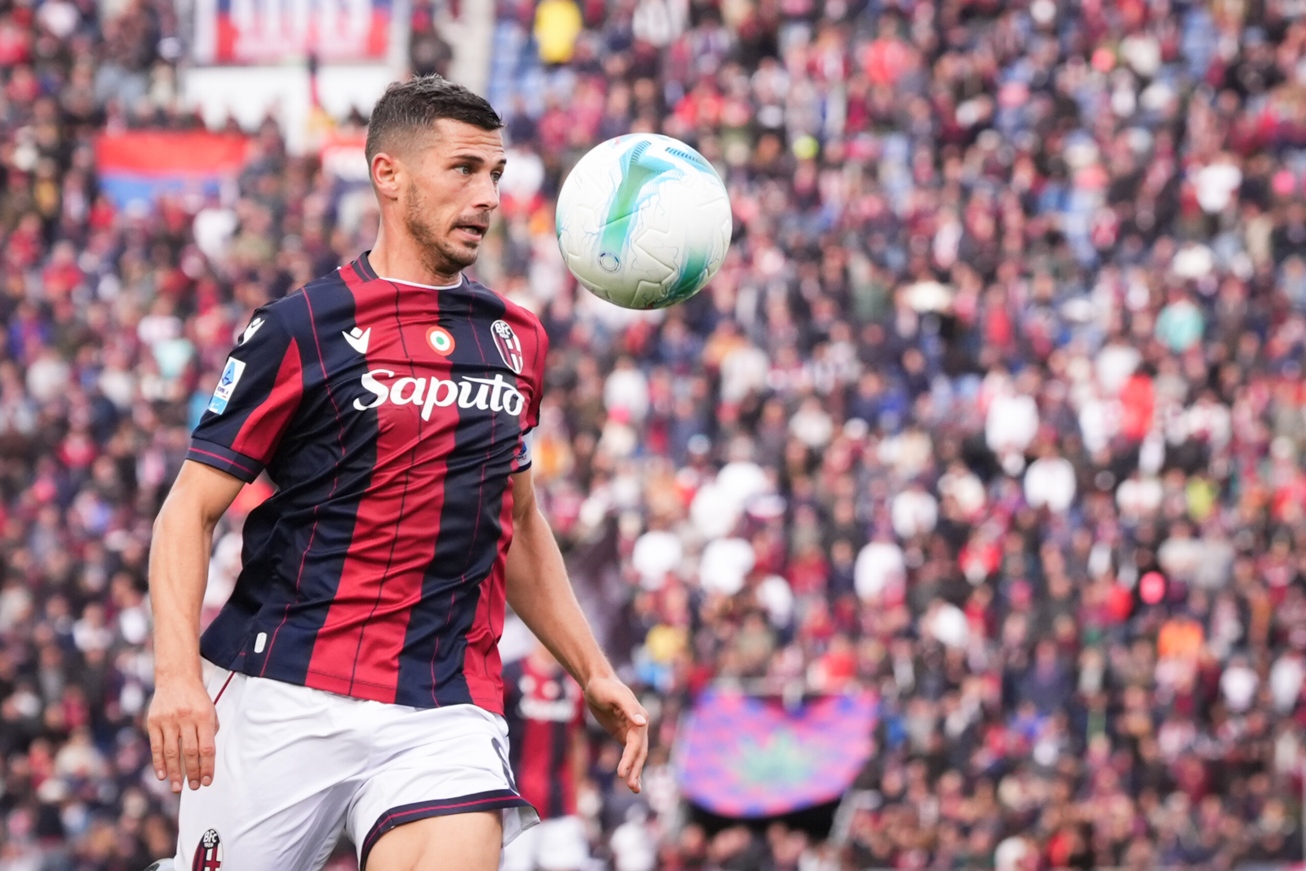 Football, Bologna: Freuler suffers a compound fracture of the collarbone 1 football bologna freuler suffers a compound fracture of the collarbone scaled