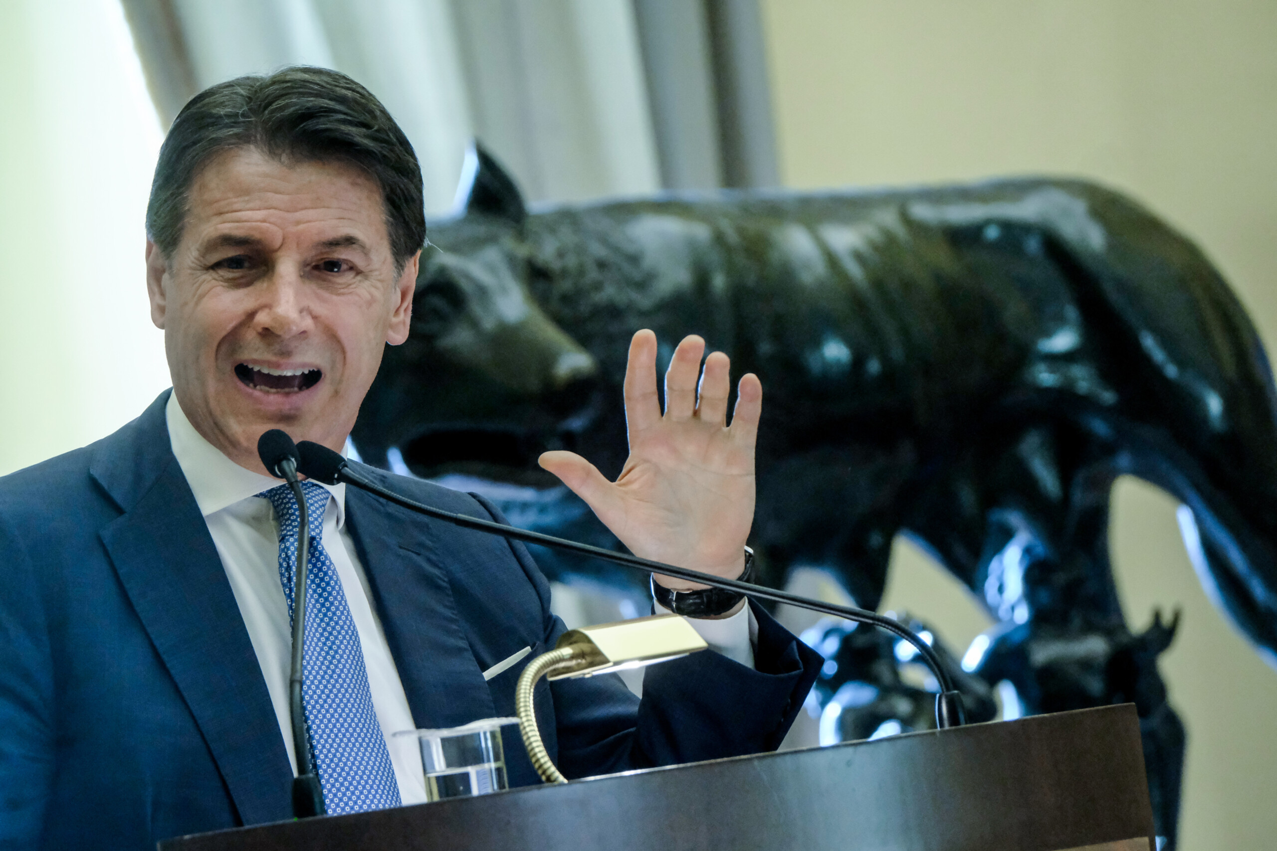 Budget law, Conte: “It’s an upside-down country, the government shouldn’t be stubborn and should listen to us” 1 budget law conte its an upside down country the government shouldnt be stubborn and should listen to us scaled