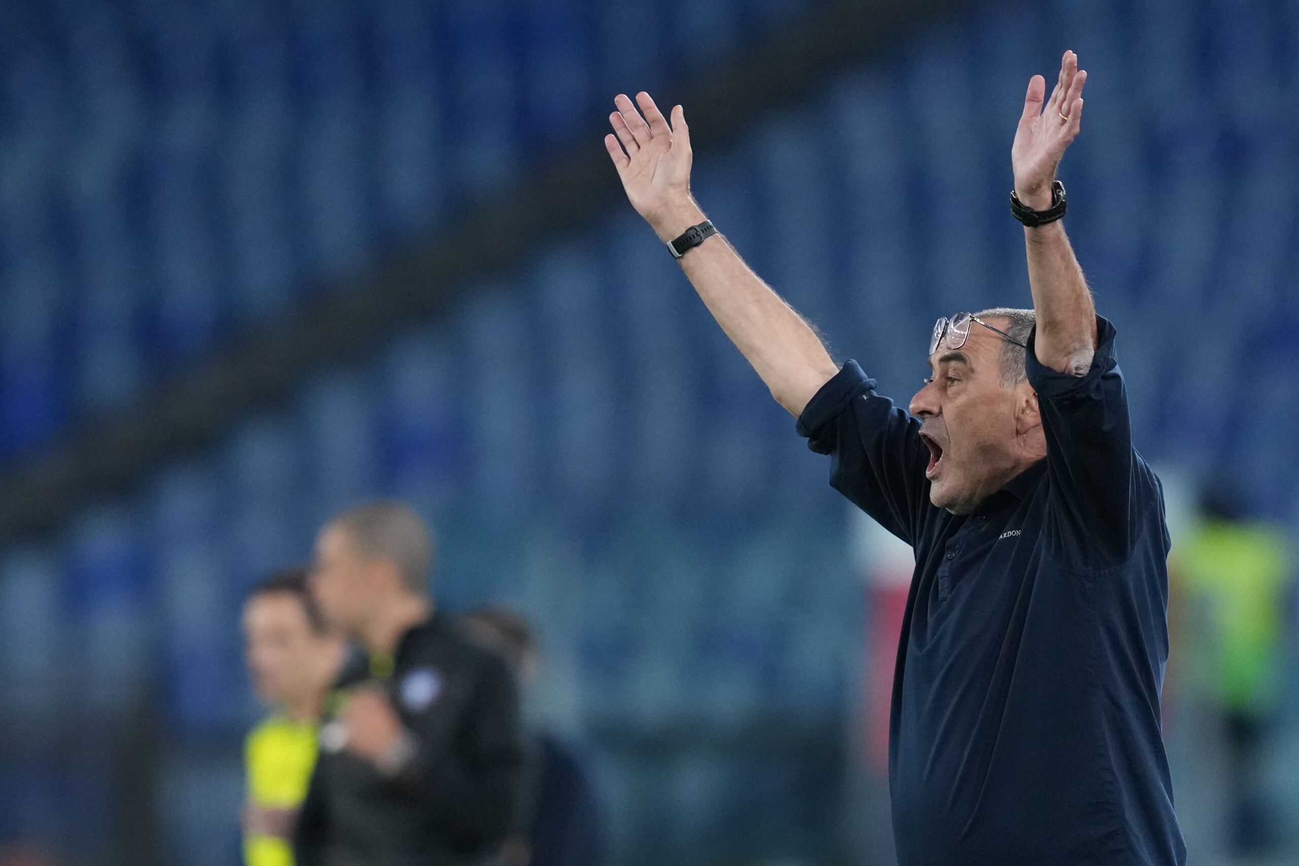 Football, Sarri: ‘Chivu has what it takes to become a top-level coach’ 1 football sarri chivu has what it takes to become a top level coach scaled