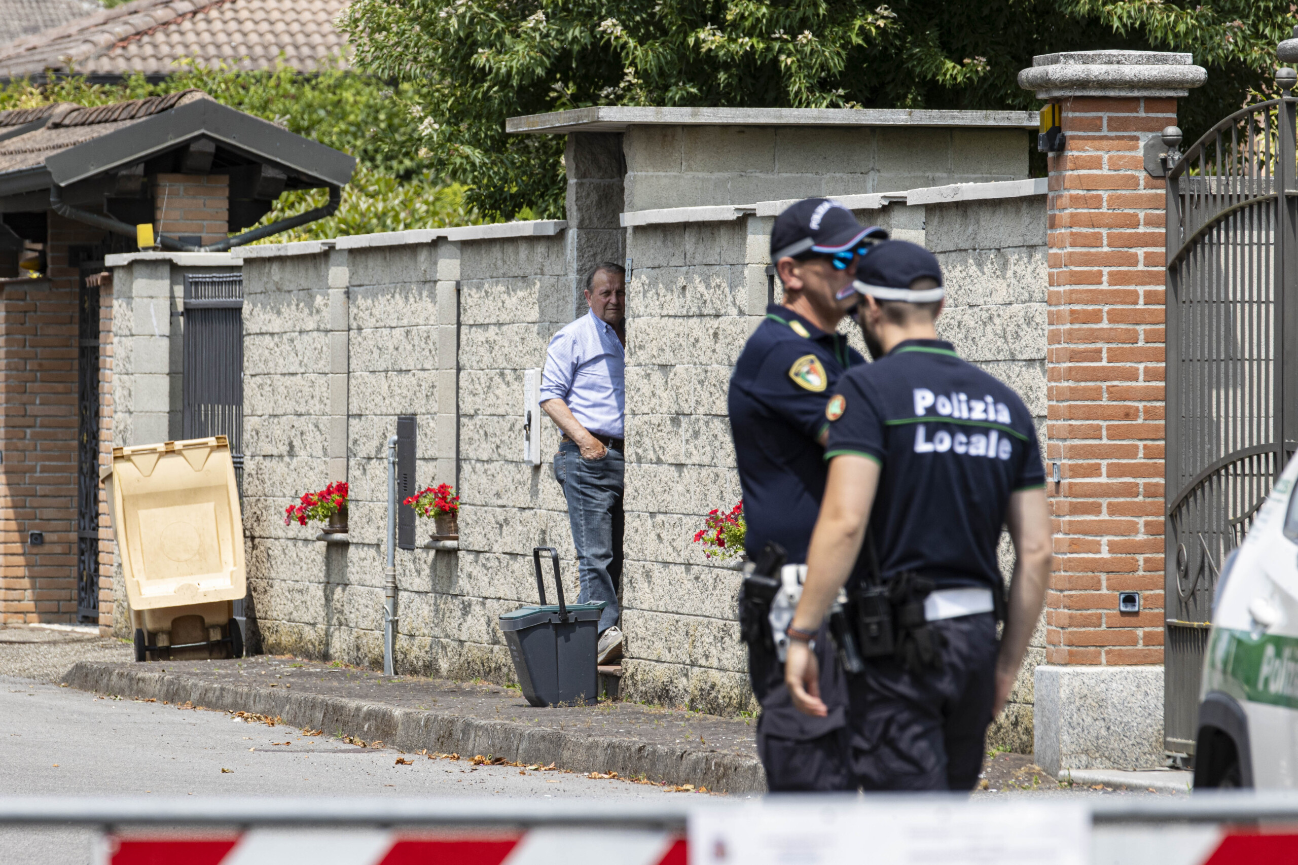 garlasco murder only chiara poggis fingerprints found on breakfast remains officers print on door scaled