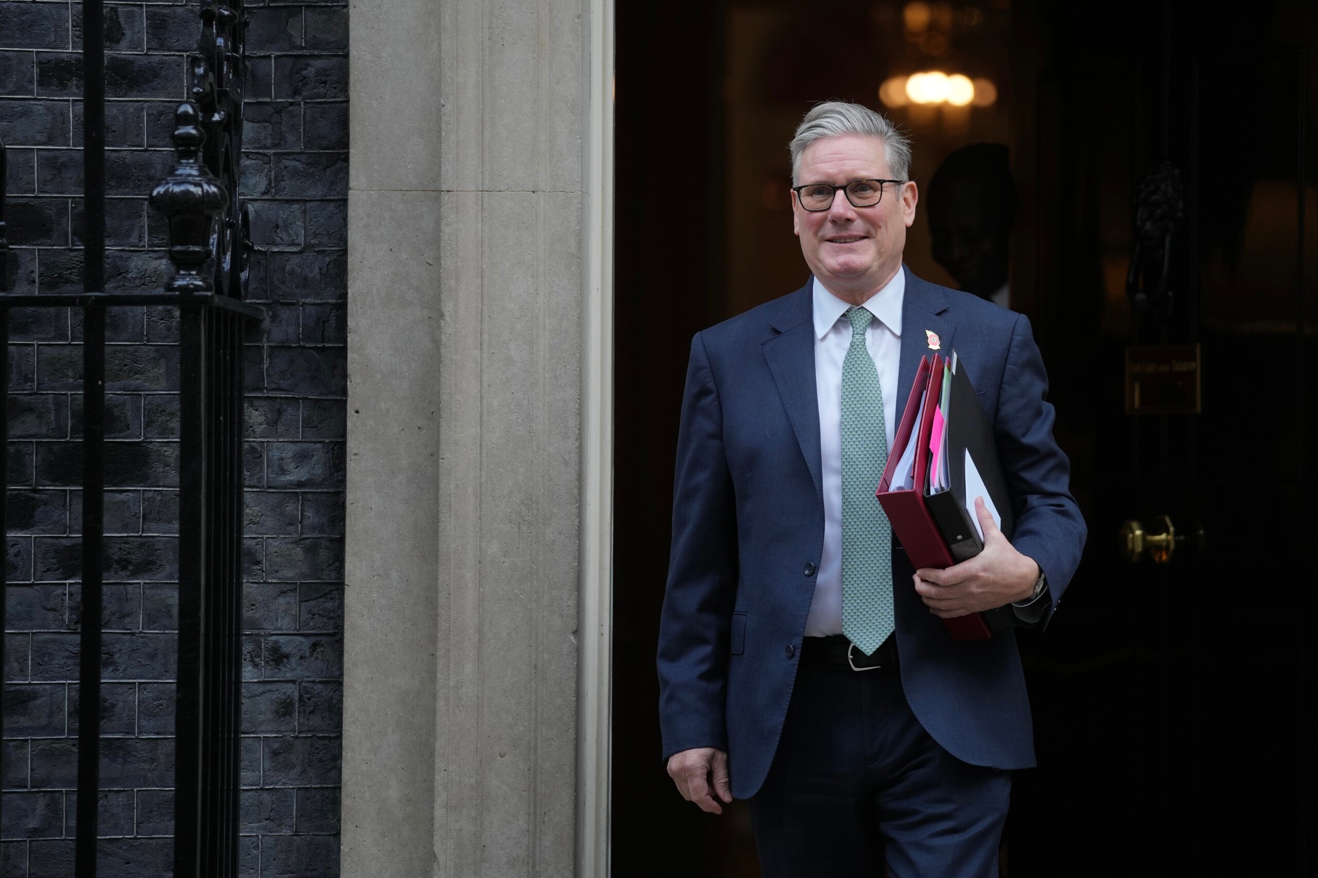 United Kingdom, Starmer: “I believe in a strong BBC, but if mistakes are made, it must put its house in order” 1 united kingdom starmer i believe in a strong bbc but if mistakes are made it must put its house in order scaled