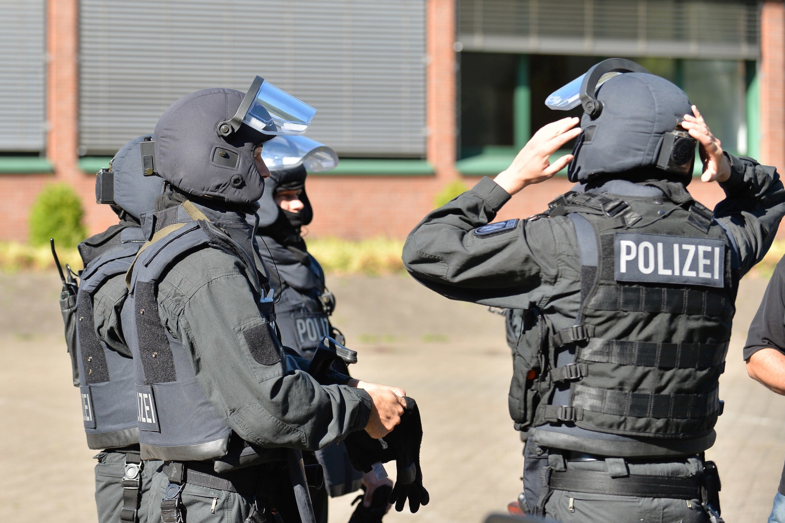 Germany: Bundeswehr conducts night-time exercise in Berlin underground 1 germany bundeswehr conducts night time exercise in berlin underground scaled