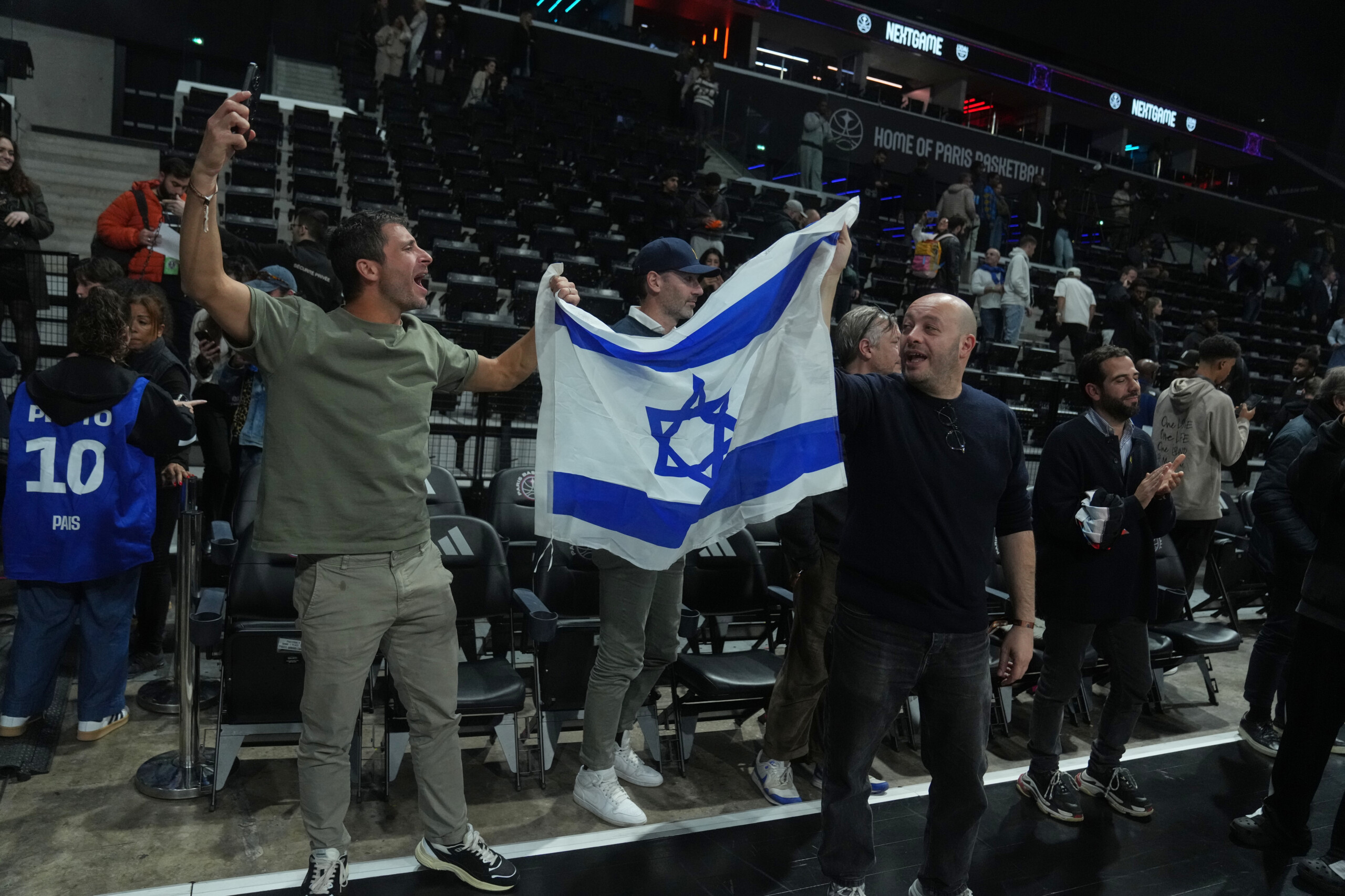 pro pal against olimpia hapoel insults to israeli fans scaled