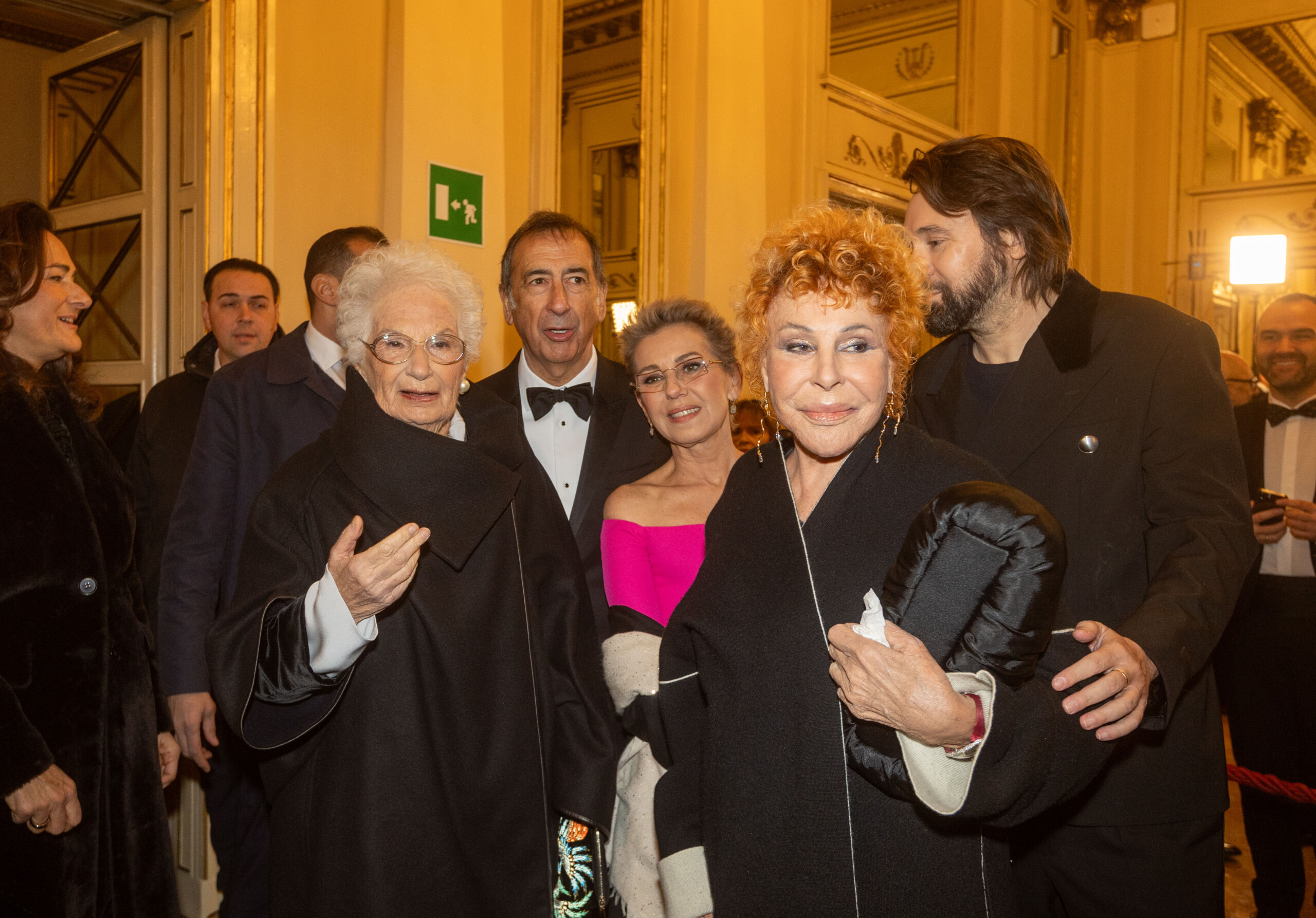 vanoni sala offered to the family the possibility of a funeral chamber at palazzo marino or at the piccolo scaled