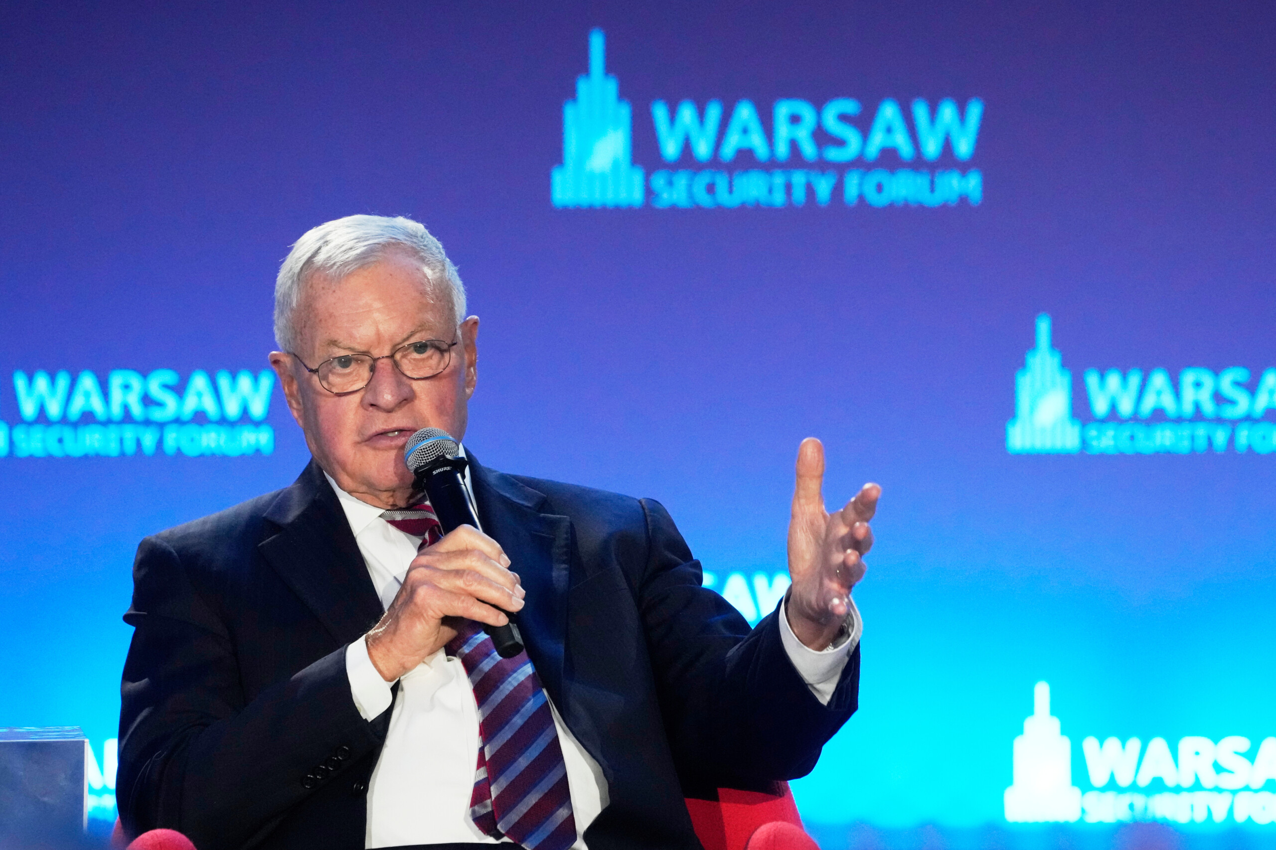 ukraine kellogg zelensky could go to the usa to discuss the plan scaled