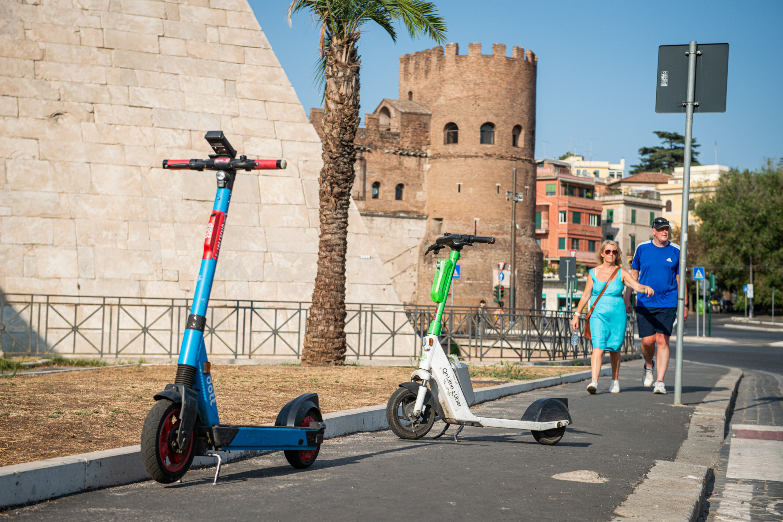 antitrust investigation into shared e bikes and electric scooters rome city council scaled