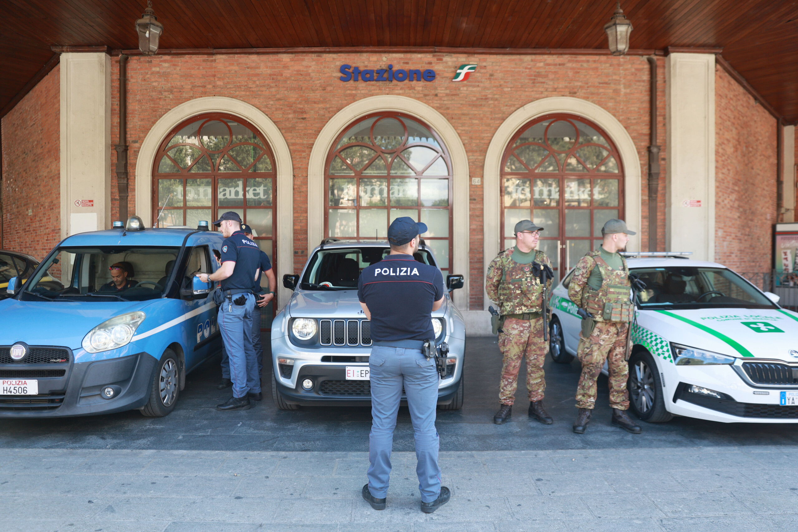 Turin: incites patrols against foreigners, social media profiles seized 1 turin incites patrols against foreigners social media profiles seized scaled