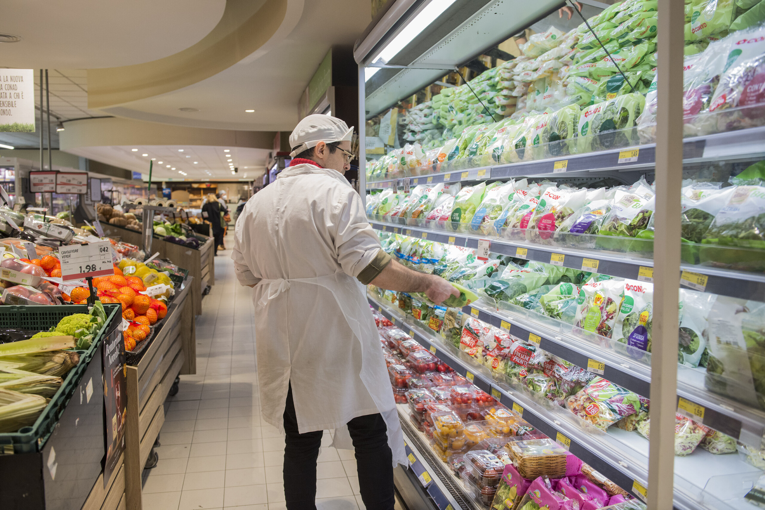 Istat: October retail sales up 0.5% month-on-month, up 1.3% year-on-year 1 istat october retail sales up 0 5 month on month up 1 3 year on year scaled