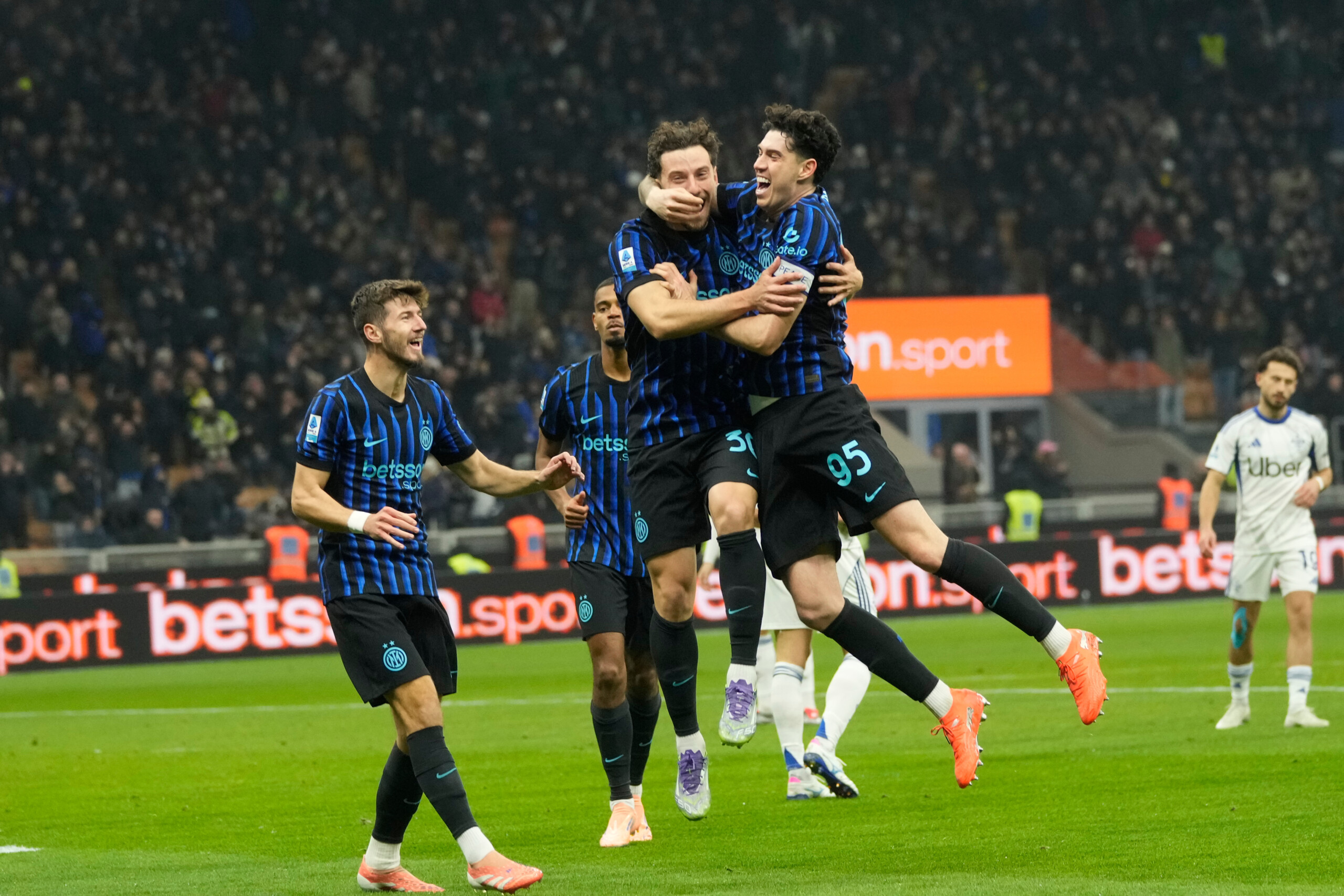 inter como 4 0 nerazzurri return to top of the table scaled