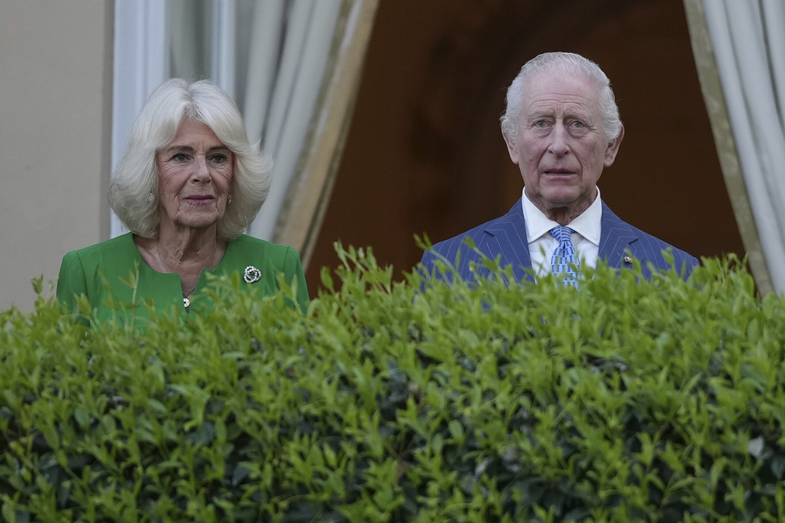 united kingdom charles and camilla in photo taken in rome on christmas card scaled
