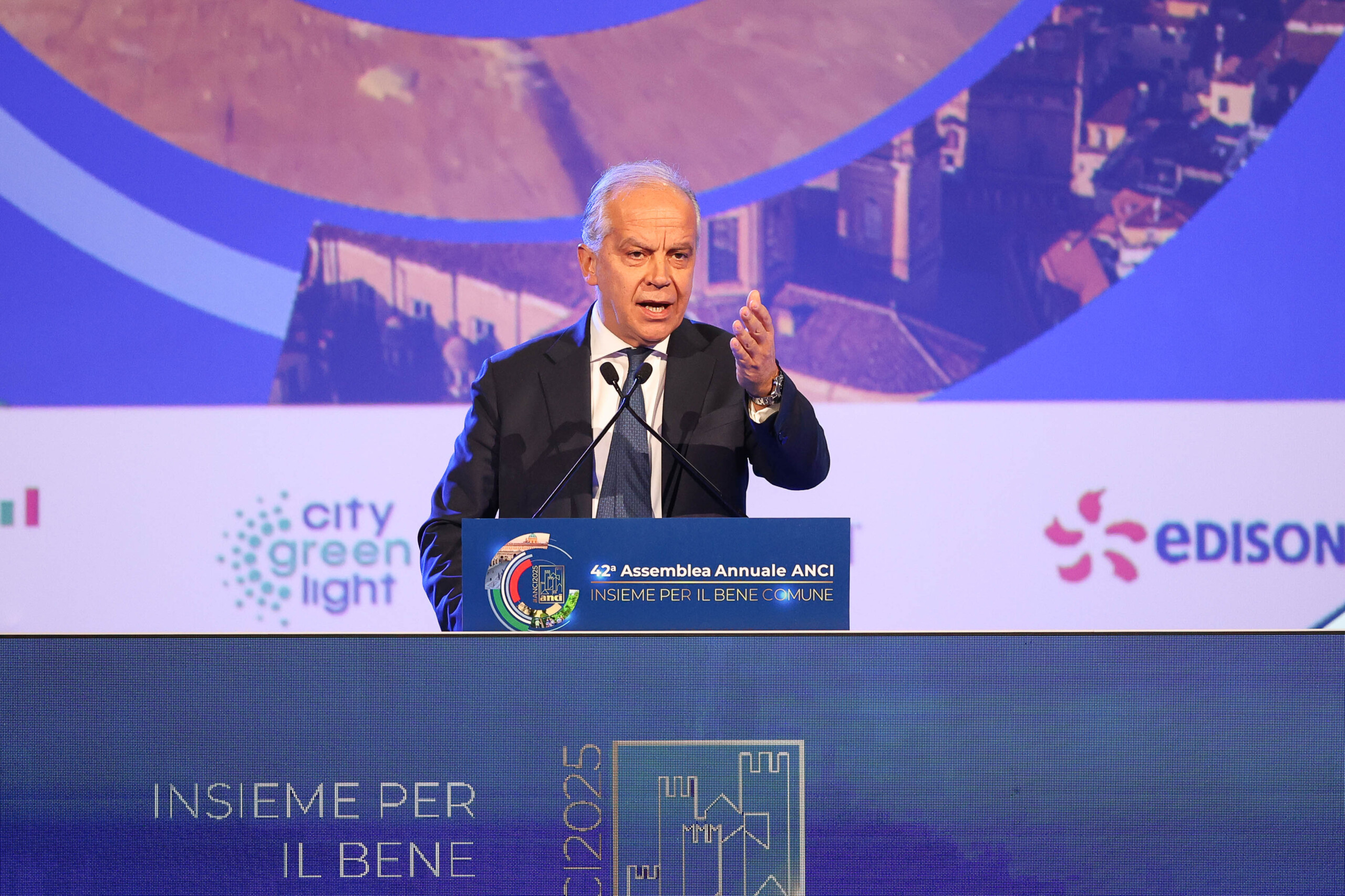 Migrants: Piantedosi, EU finally takes a turn, Italian approach prevails 1 migrants piantedosi eu finally takes a turn italian approach prevails scaled