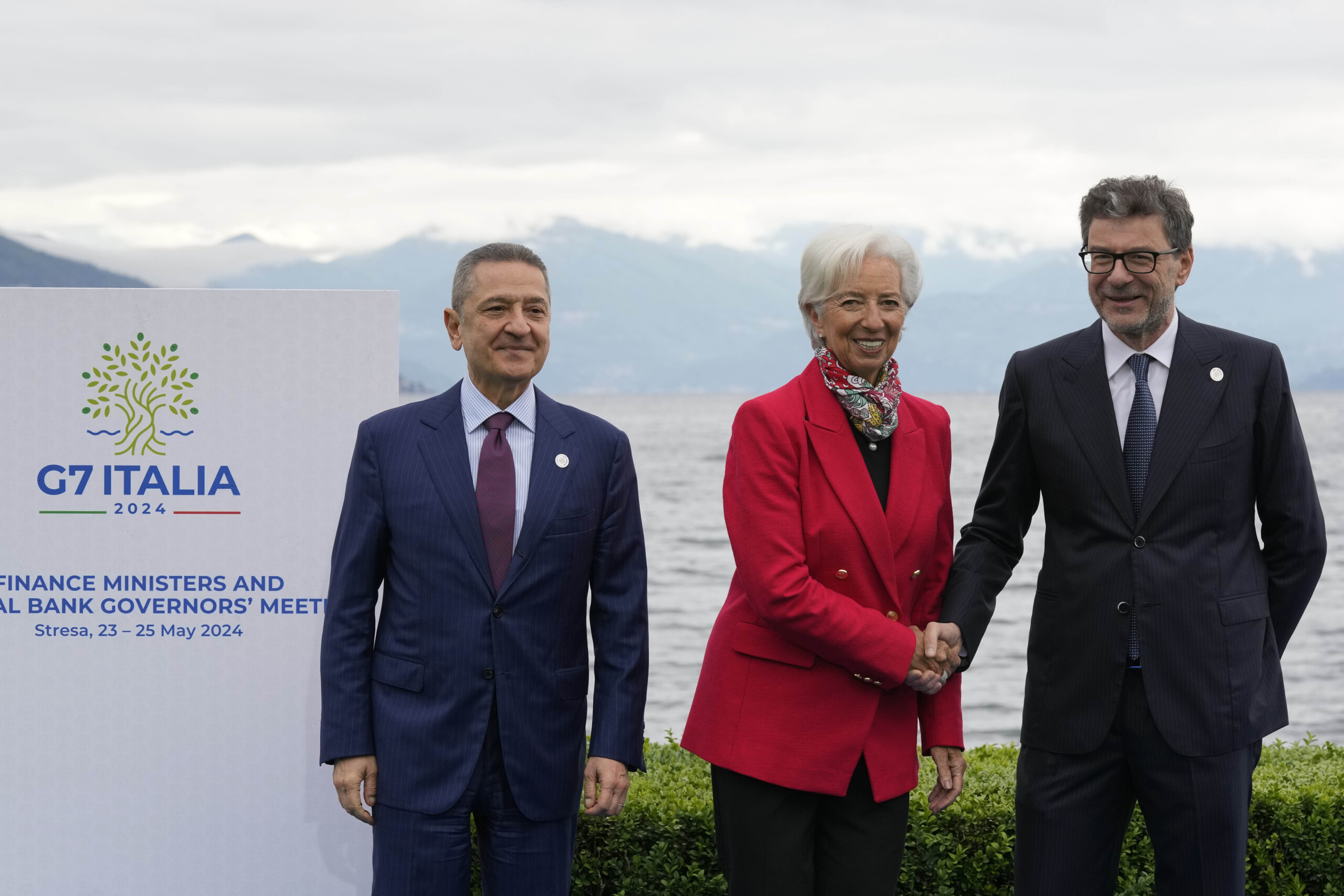 Budget: MEF sources say Giorgetti and Lagarde have cleared up everything regarding Bankitalia's gold reserves 1 budget mef sources say giorgetti and lagarde have cleared up everything regarding bankitalias gold reserves scaled