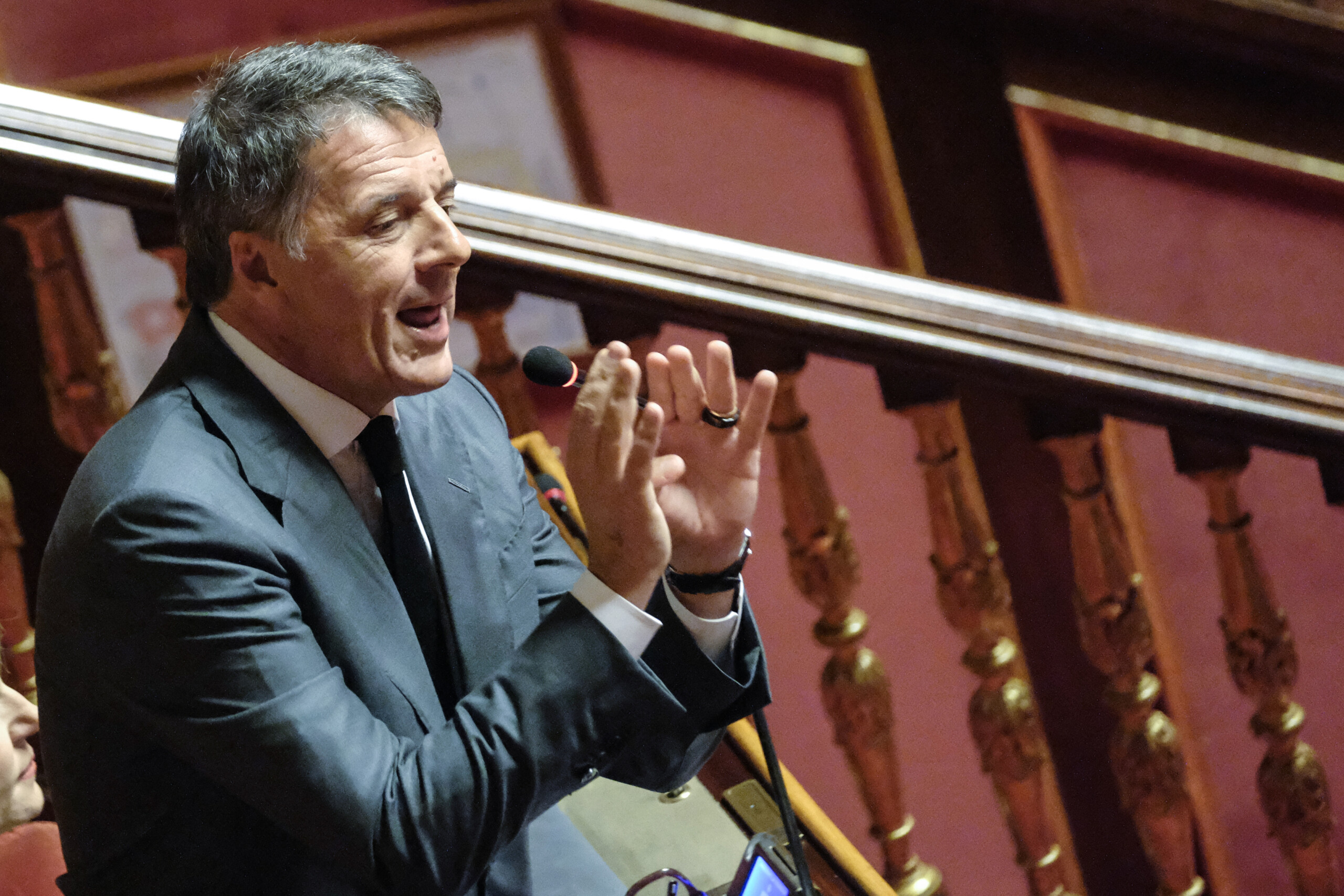 centre left renzi if we dont argue about the past we will win scaled