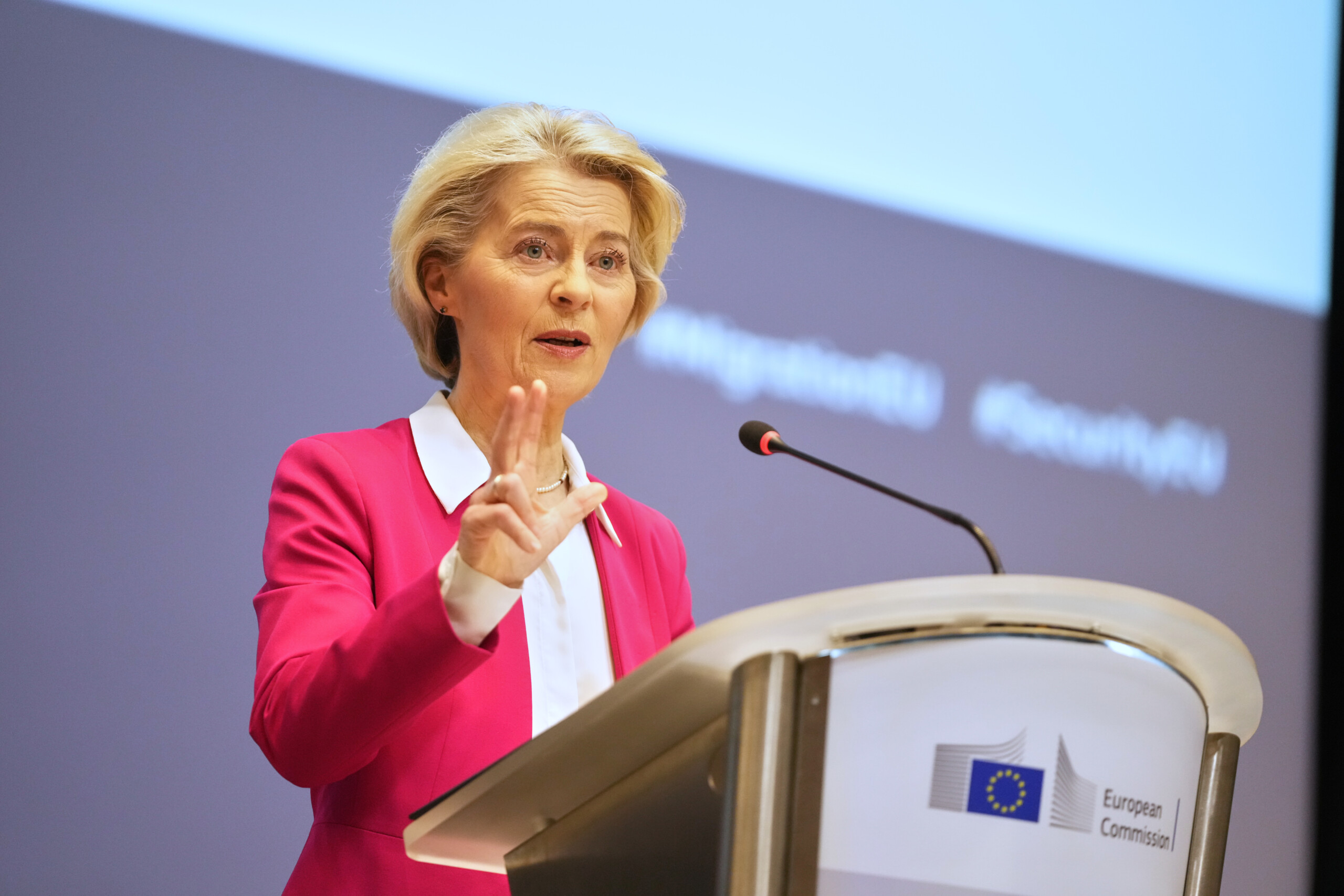 eu von der leyen us views do not define us they too are losing influence scaled