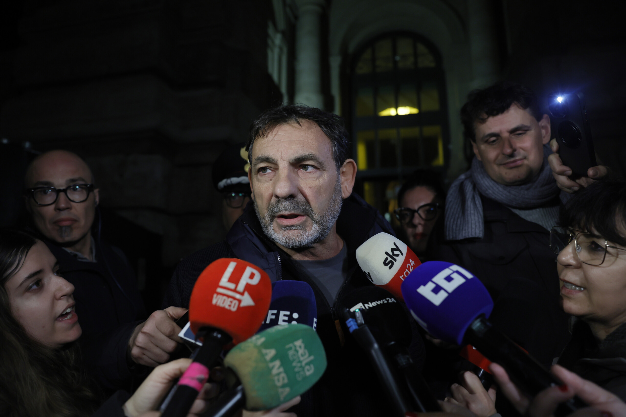 Open Arms, Oscar Camps: ‘It's not a technical decision, it's a political one’ 1 open arms oscar camps its not a technical decision its a political one scaled